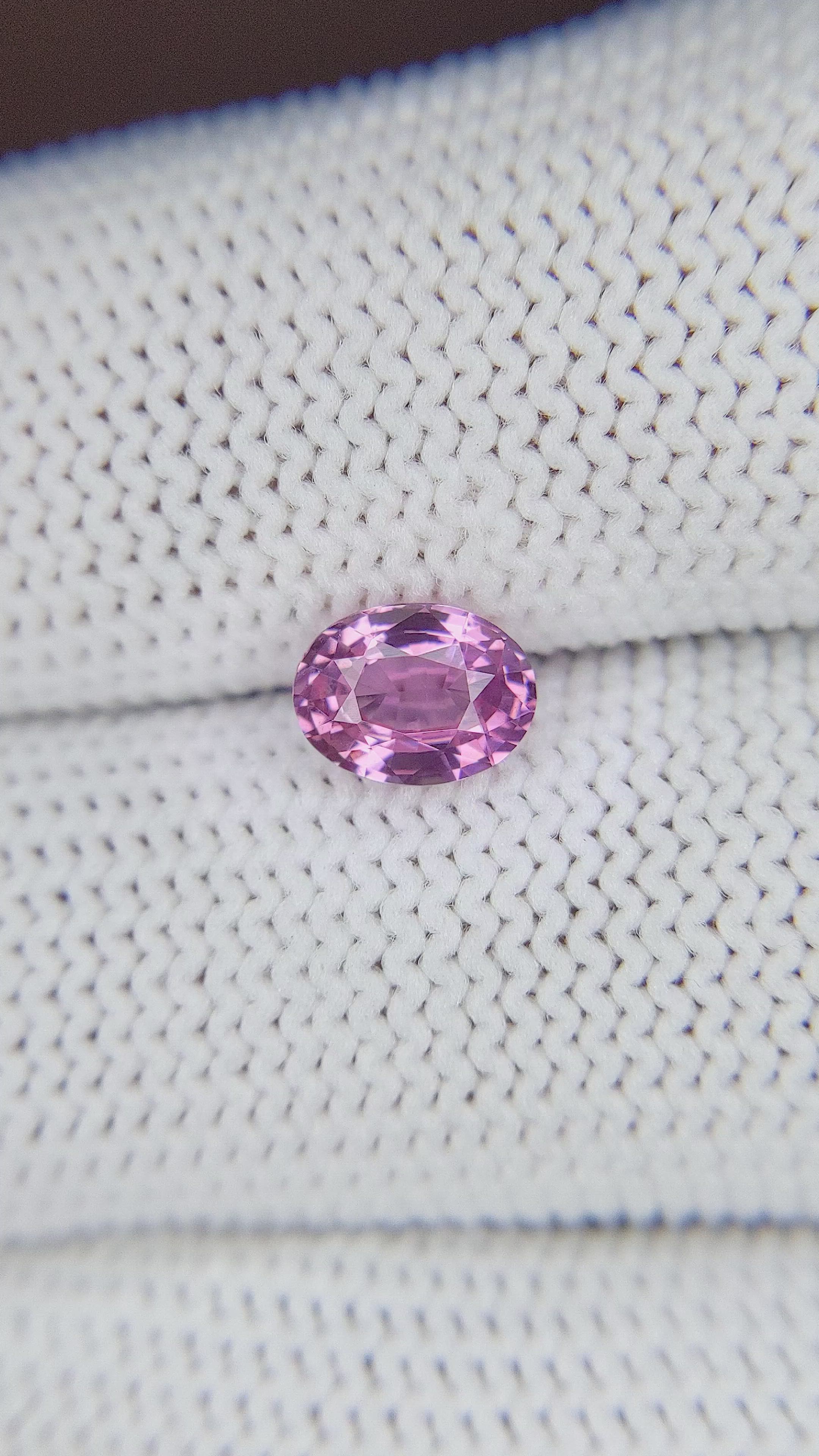 1.15 Ct. Pink Sapphire from Ceylon (Sri Lanka) Size Video