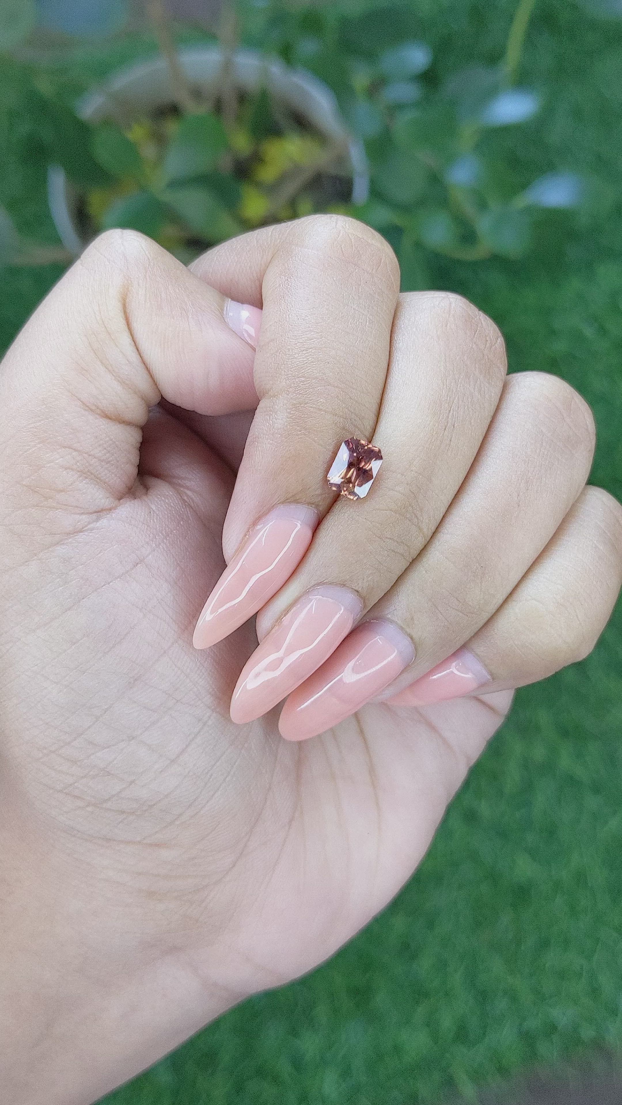 1.22 Ct. Brown Sapphire from Ceylon (Sri Lanka) Size Video