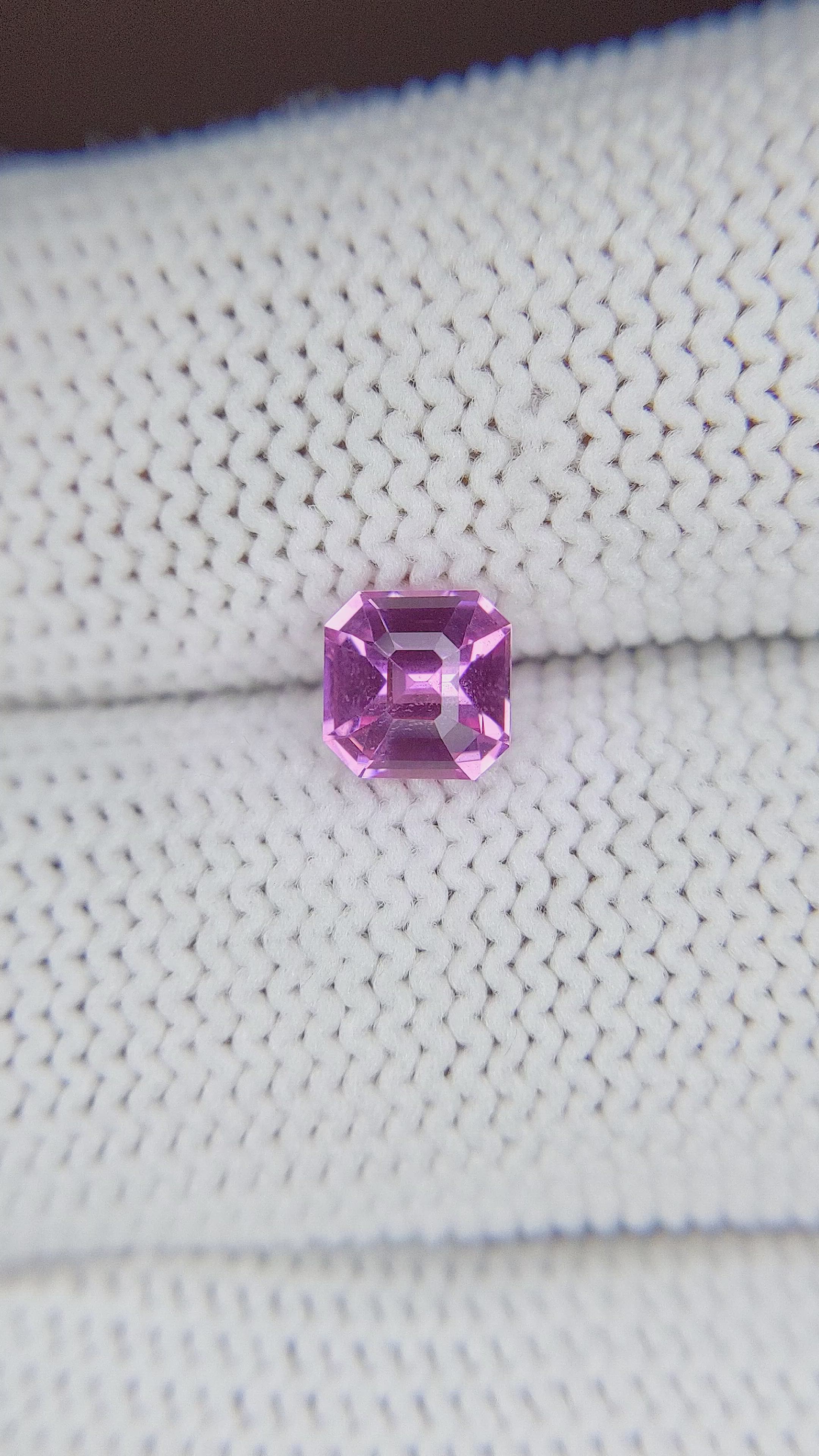 1.04 Ct. Pink Sapphire from Ceylon (Sri Lanka) Size Video