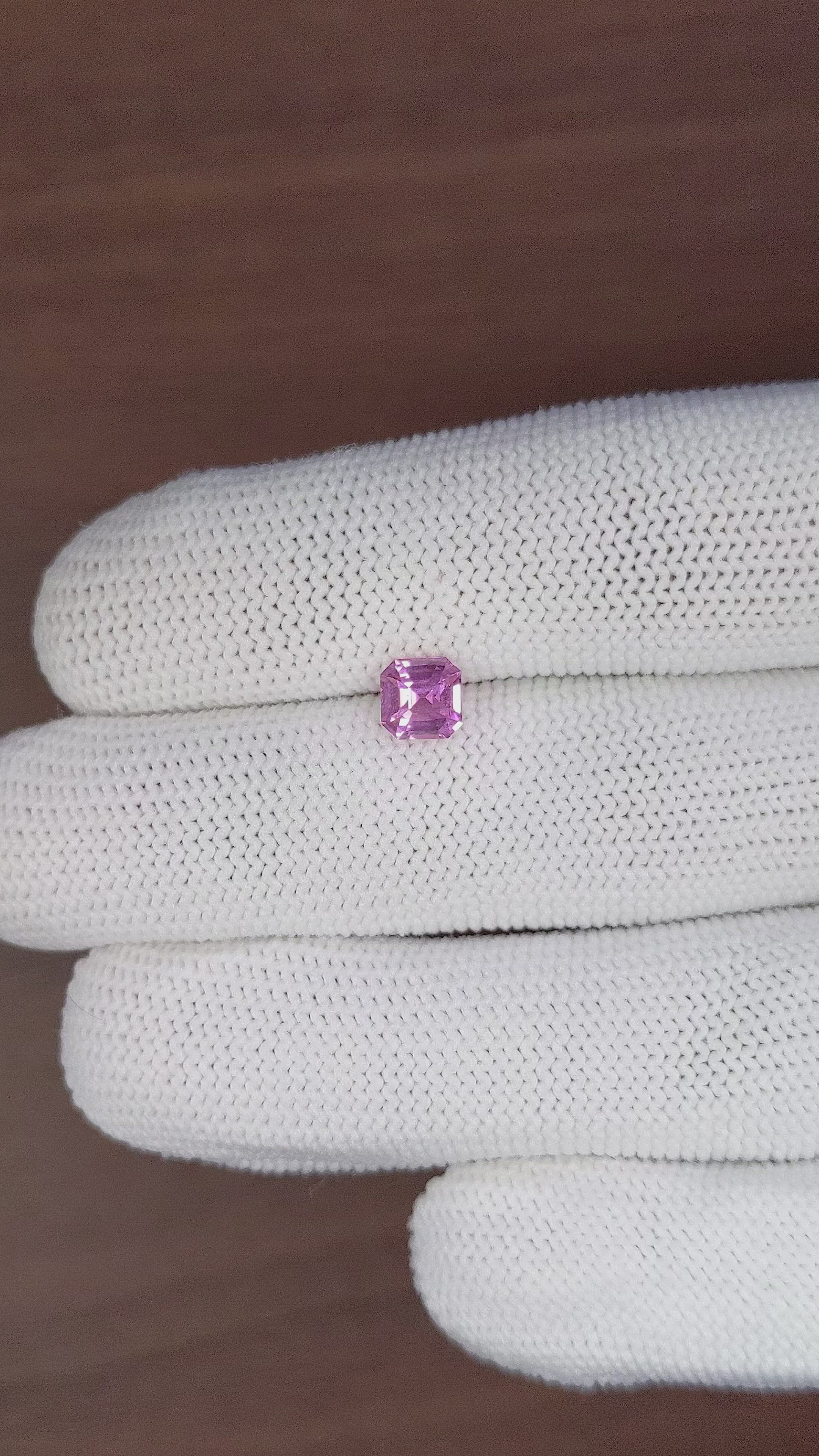 1.04 Ct. Pink Sapphire from Ceylon (Sri Lanka) Size Video