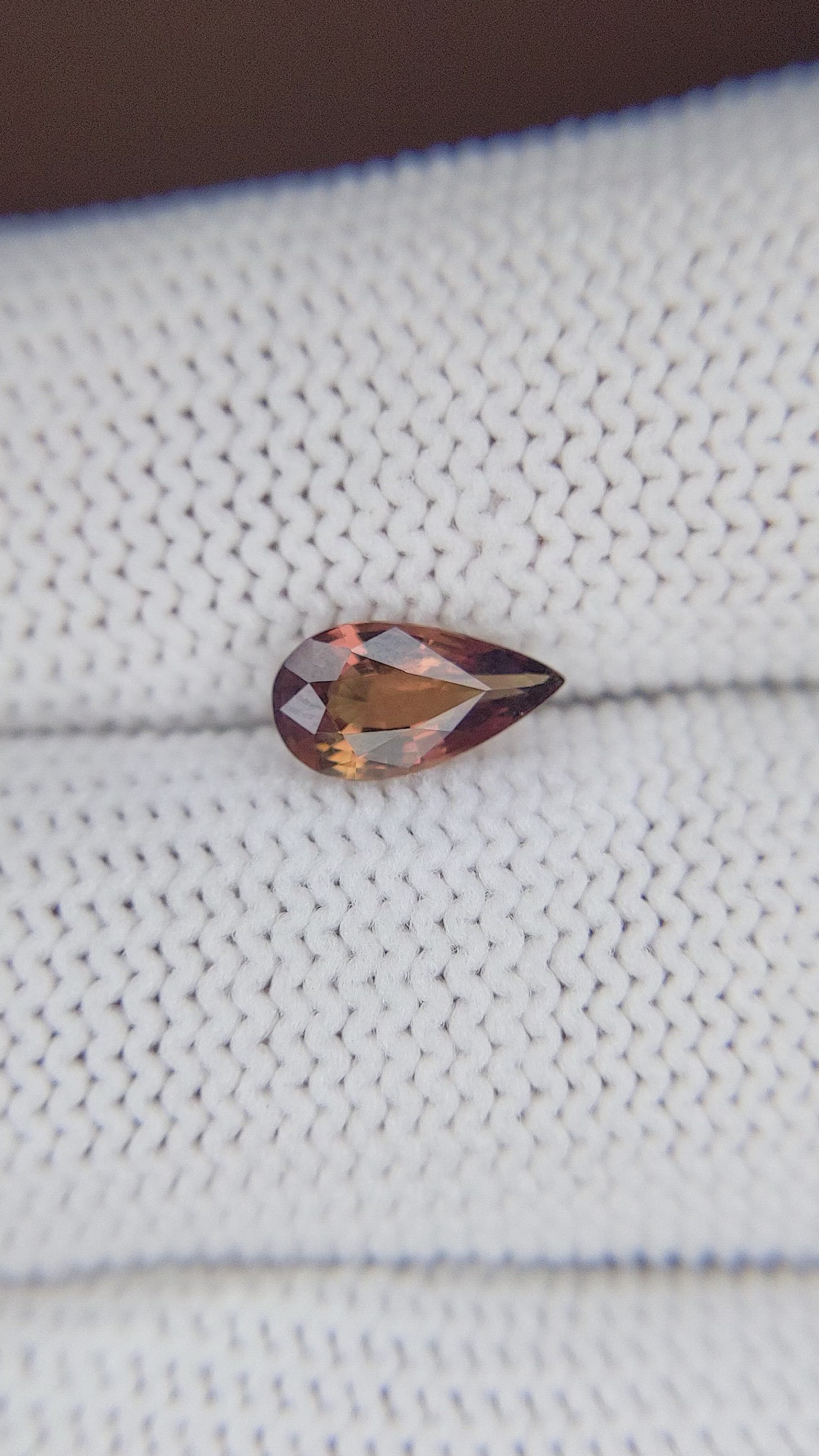 1.01 Ct. Brown Sapphire from Ceylon (Sri Lanka) Size Video