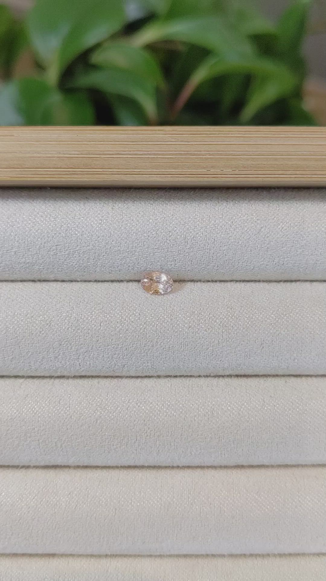 0.37 Ct. Bi Color Sapphire from Montana Size Video