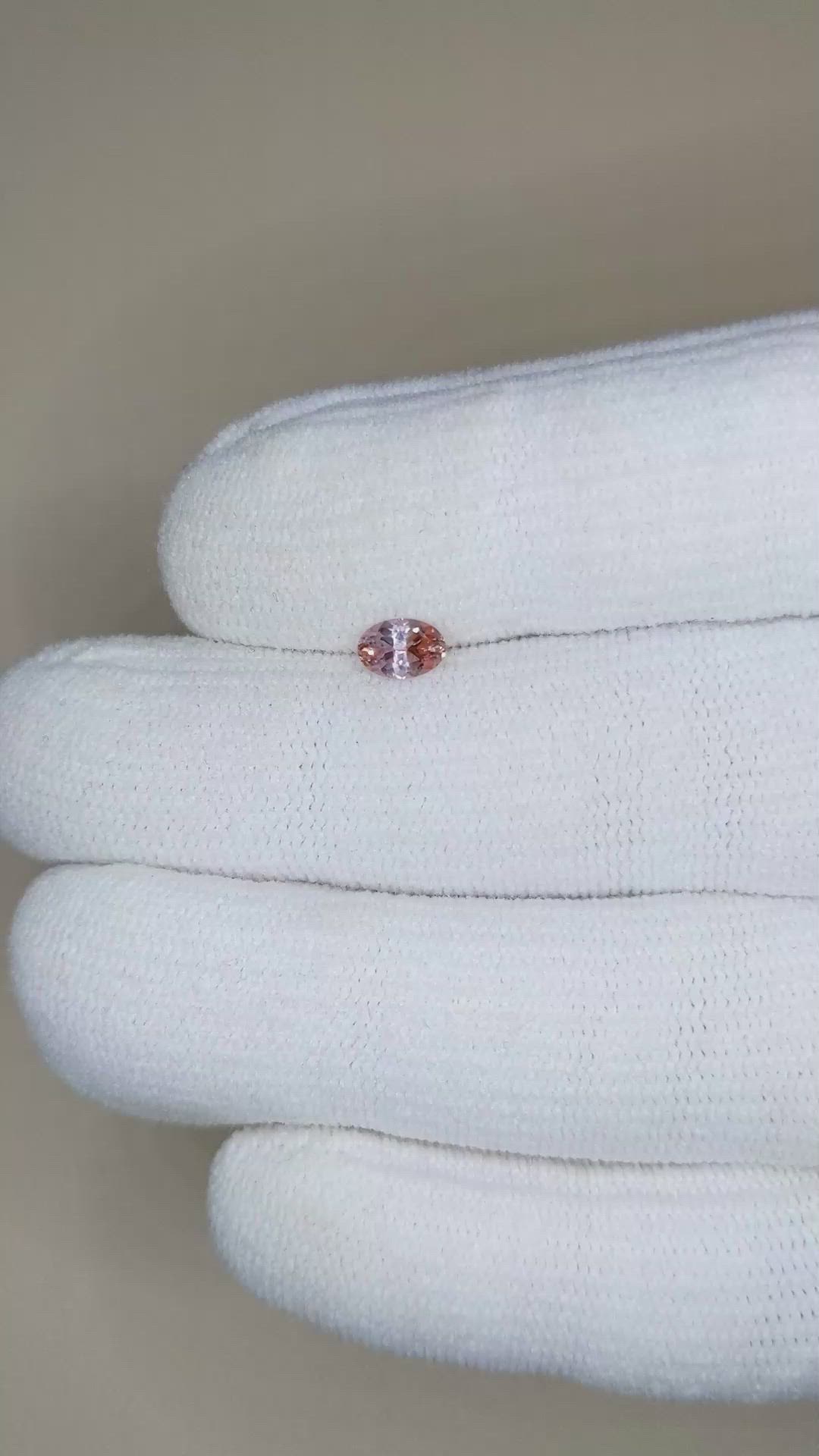 0.42 Ct. Bi Color Sapphire from Montana Size Video