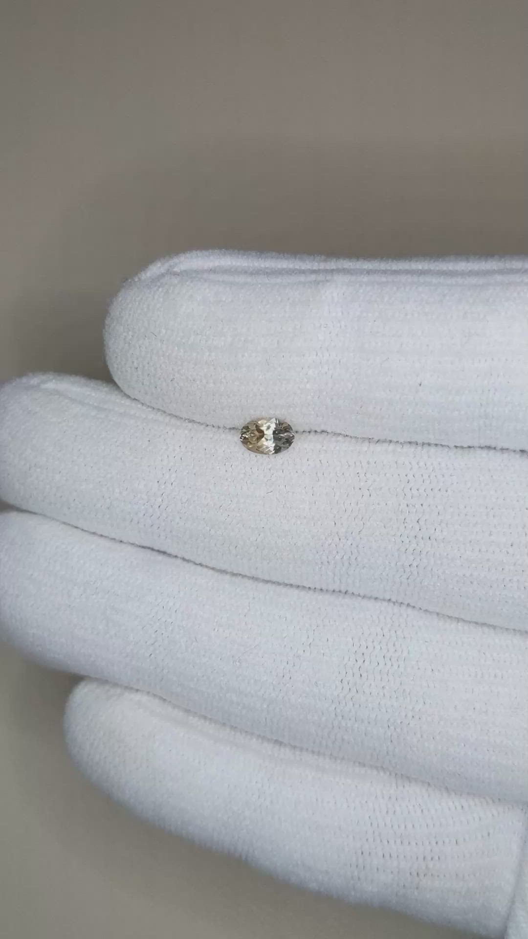 0.43 Ct. Bi Color Sapphire from Montana Size Video