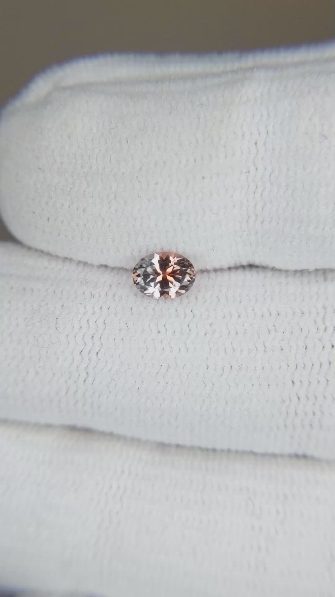 0.47 Ct. Bi Color Sapphire from Montana Size Video