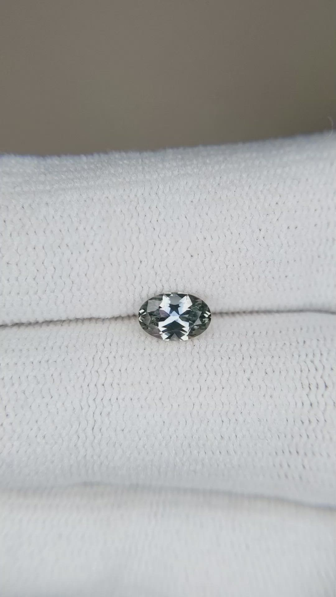 0.50 Ct. Bluish Grey Sapphire from Montana Size Video