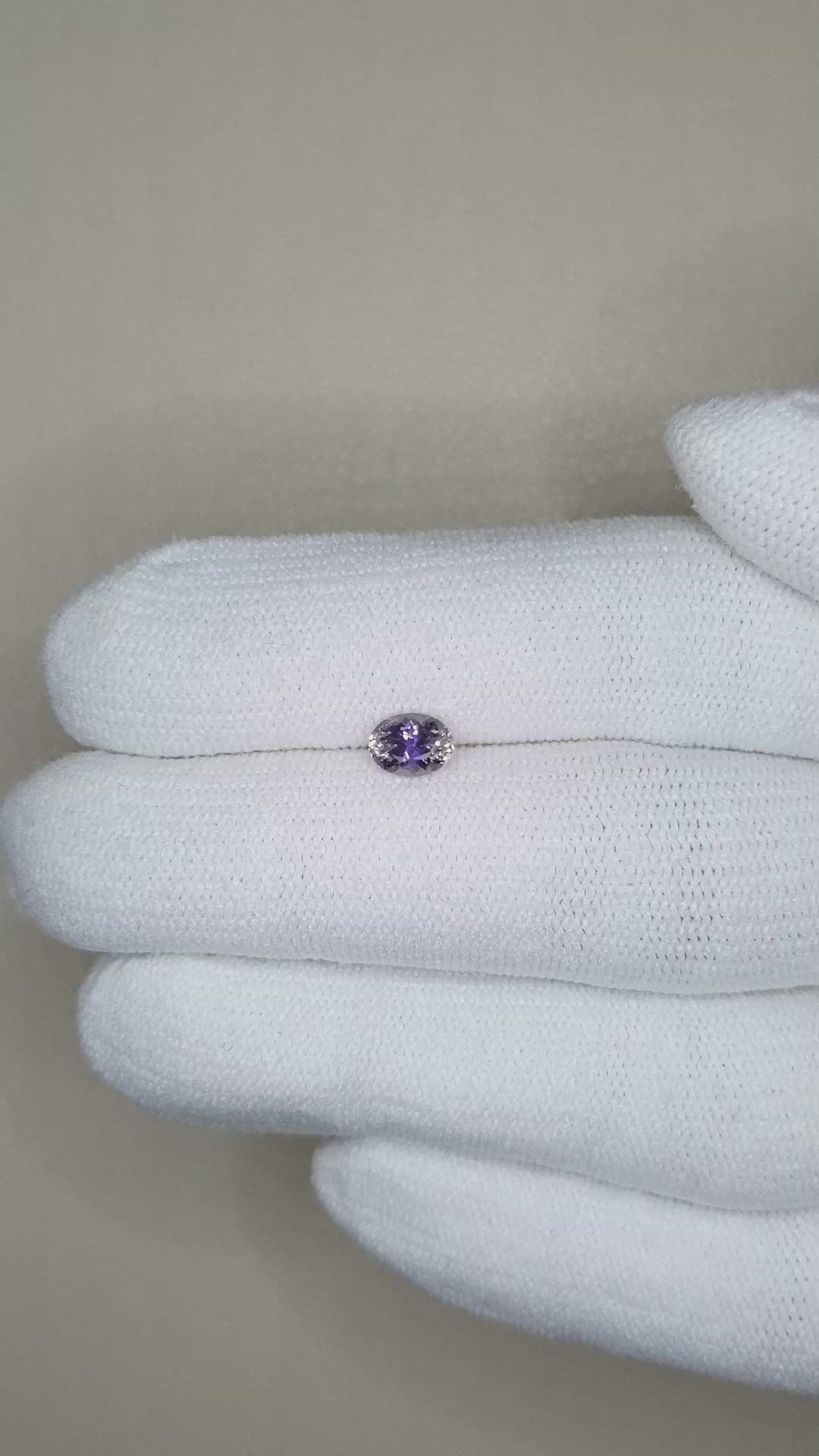 0.59 Ct. Bi Color Sapphire from Montana Size Video
