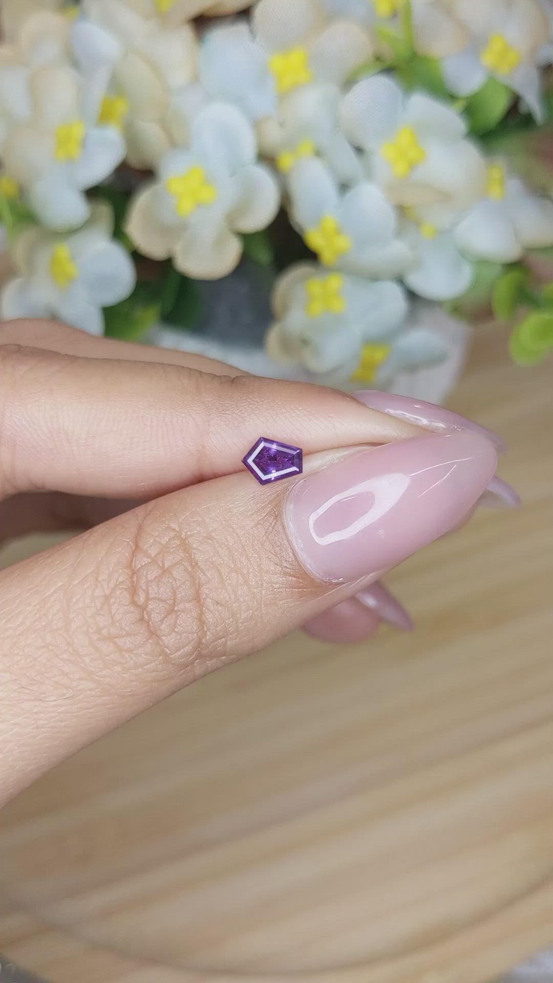 0.43 Ct. Pinkish Purple Sapphire from Ceylon (Sri Lanka) Size Video