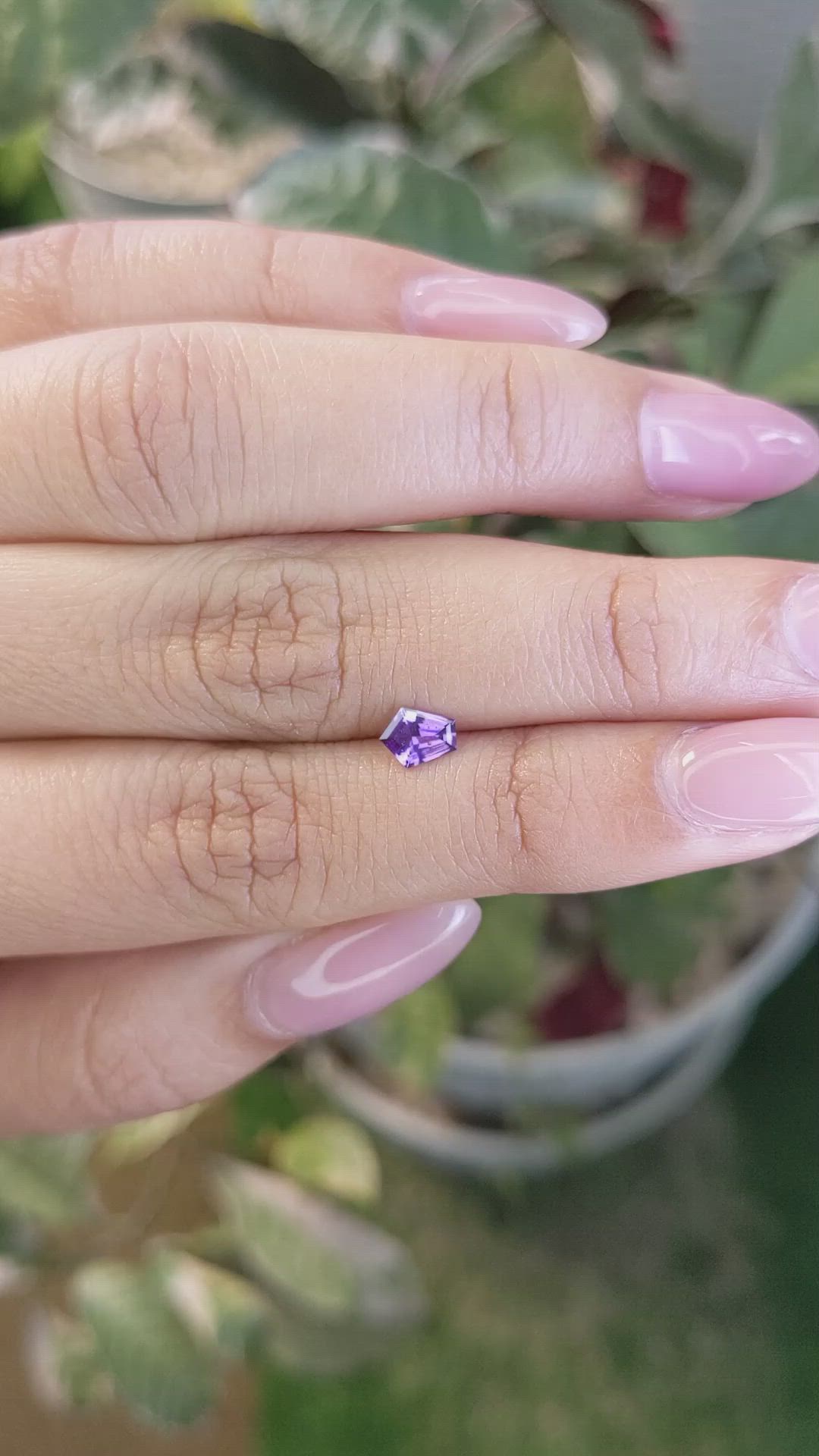 0.43 Ct. Pinkish Purple Sapphire from Ceylon (Sri Lanka) Size Video