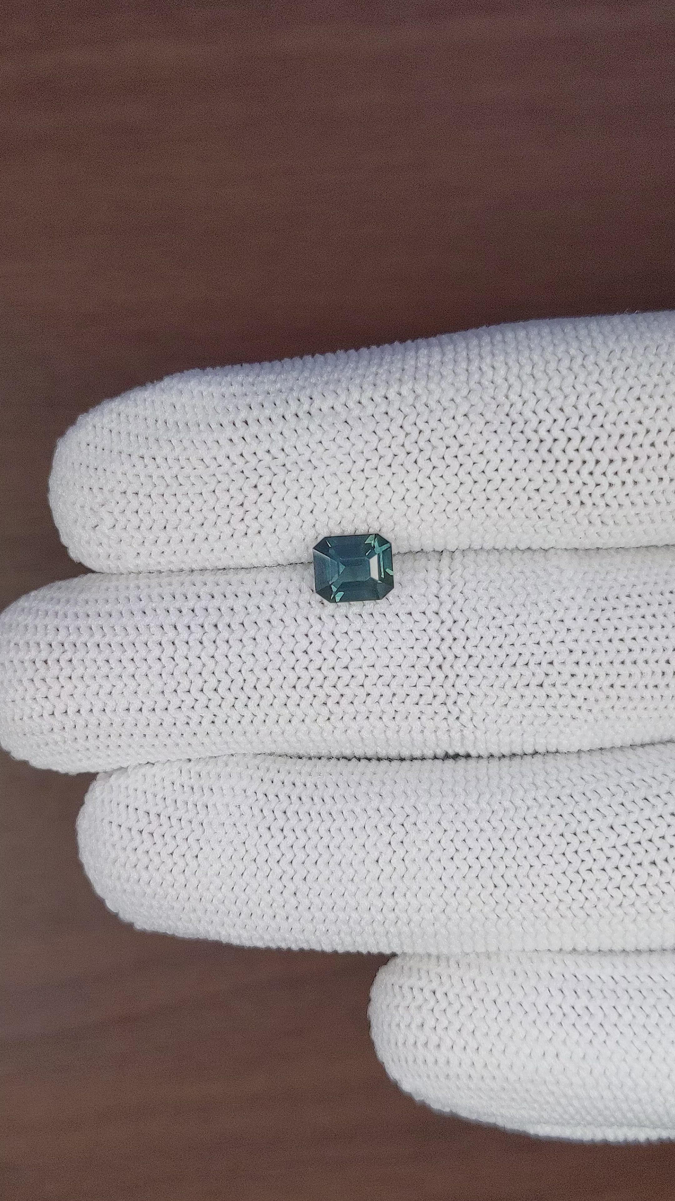 1.21 Ct. Greenish Blue Sapphire from Ceylon (Sri Lanka) Size Video