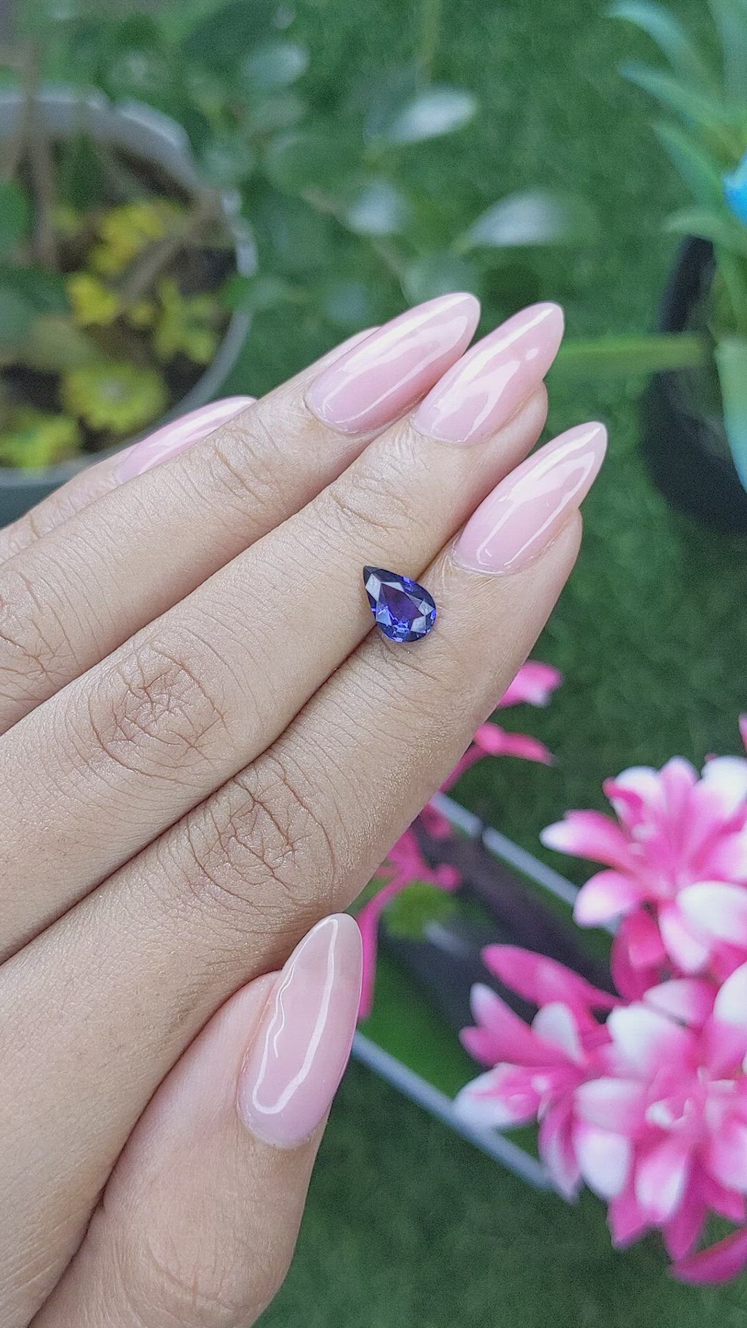 1.01 Ct. Color Change Sapphire from Ceylon (Sri Lanka) Size Video