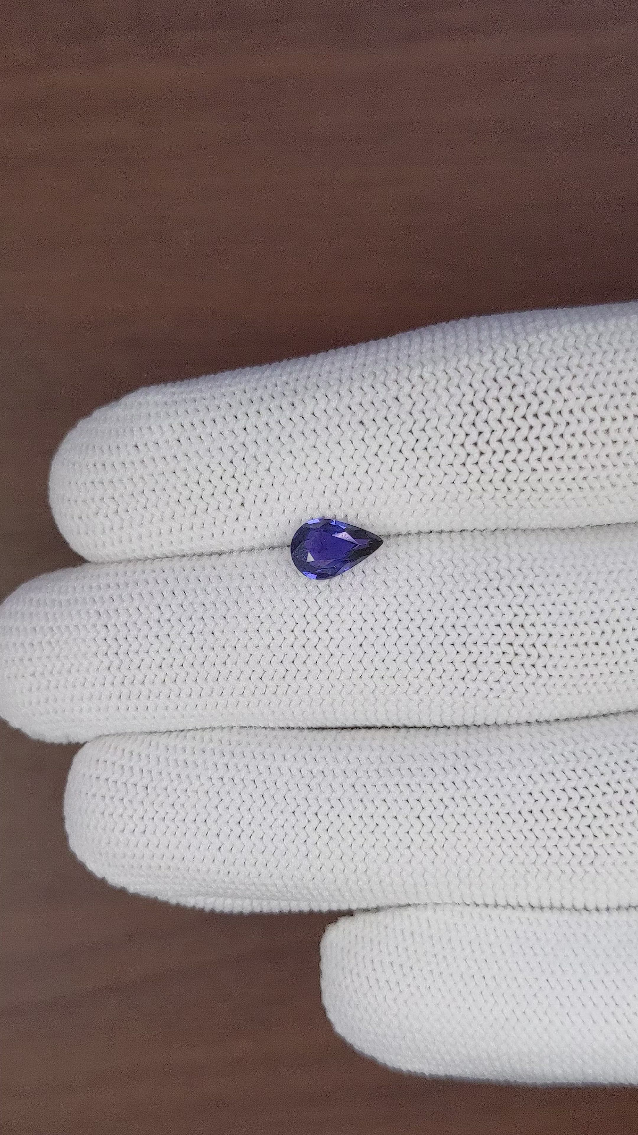 1.01 Ct. Color Change Sapphire from Ceylon (Sri Lanka) Size Video