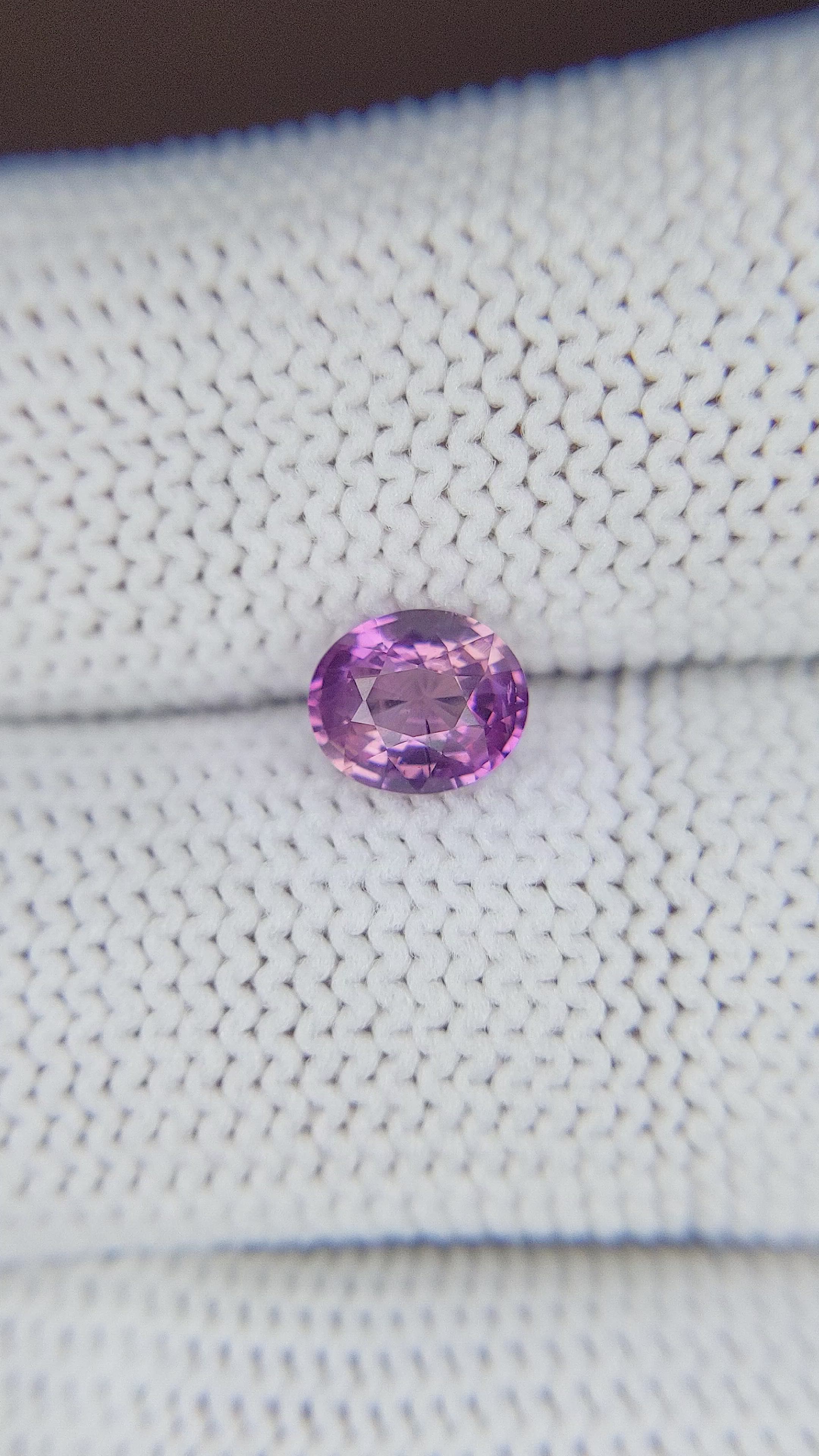 1.05 Ct. Purplish Pink Sapphire from Ceylon (Sri Lanka) Size Video