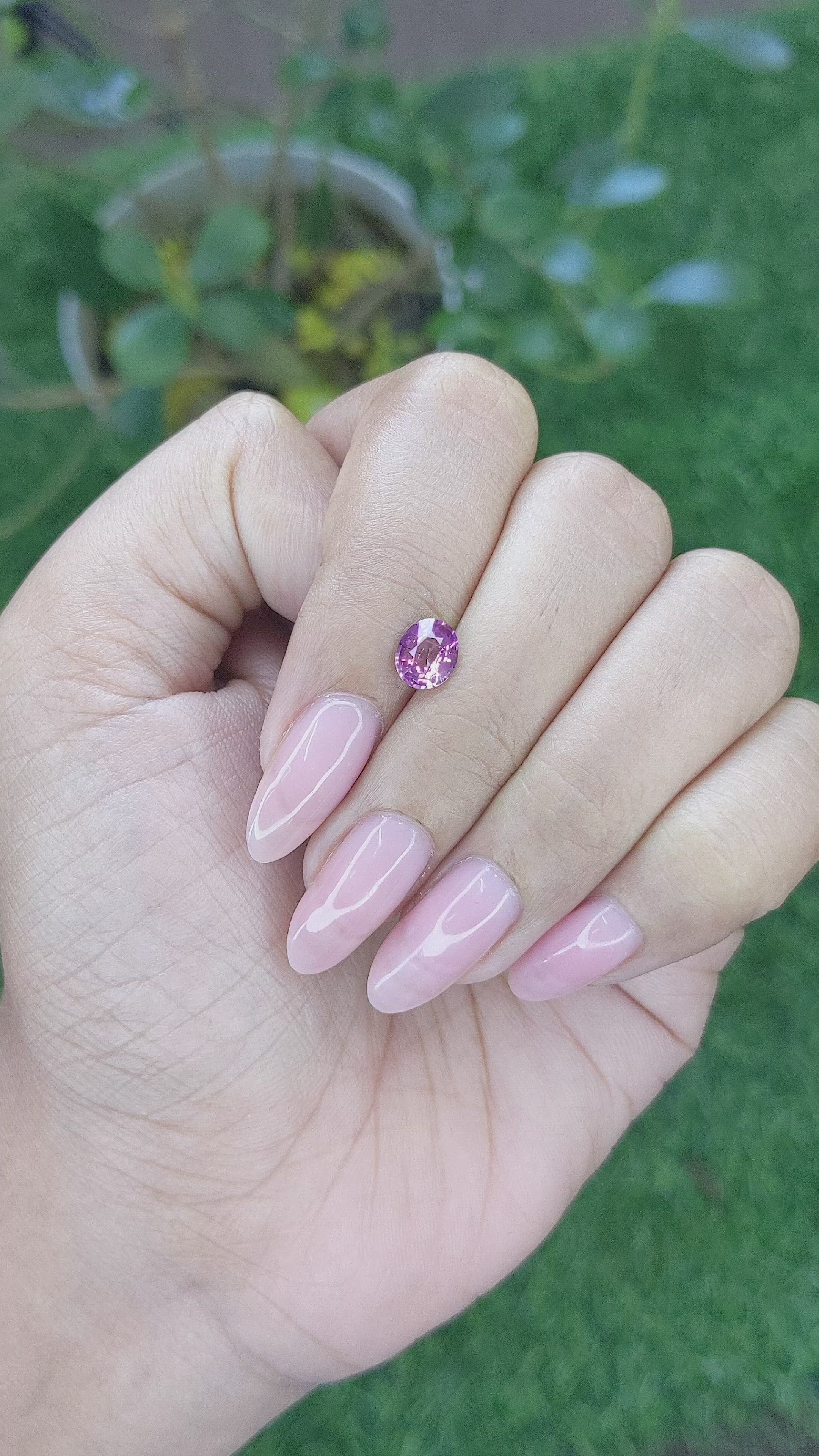 1.05 Ct. Purplish Pink Sapphire from Ceylon (Sri Lanka) Size Video