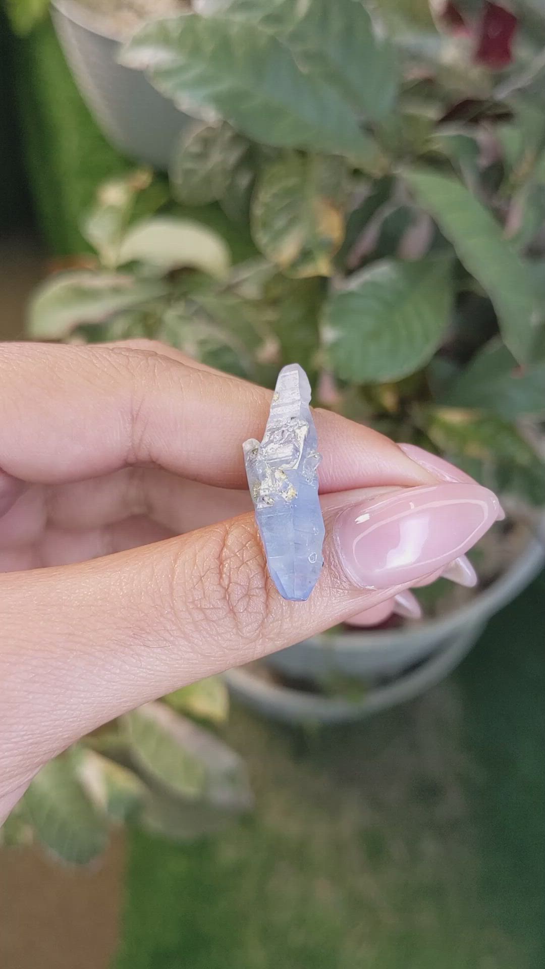 17.75 Ct. Blue Rough Sapphire Crystal from Ceylon (Sri Lanka) Size Video