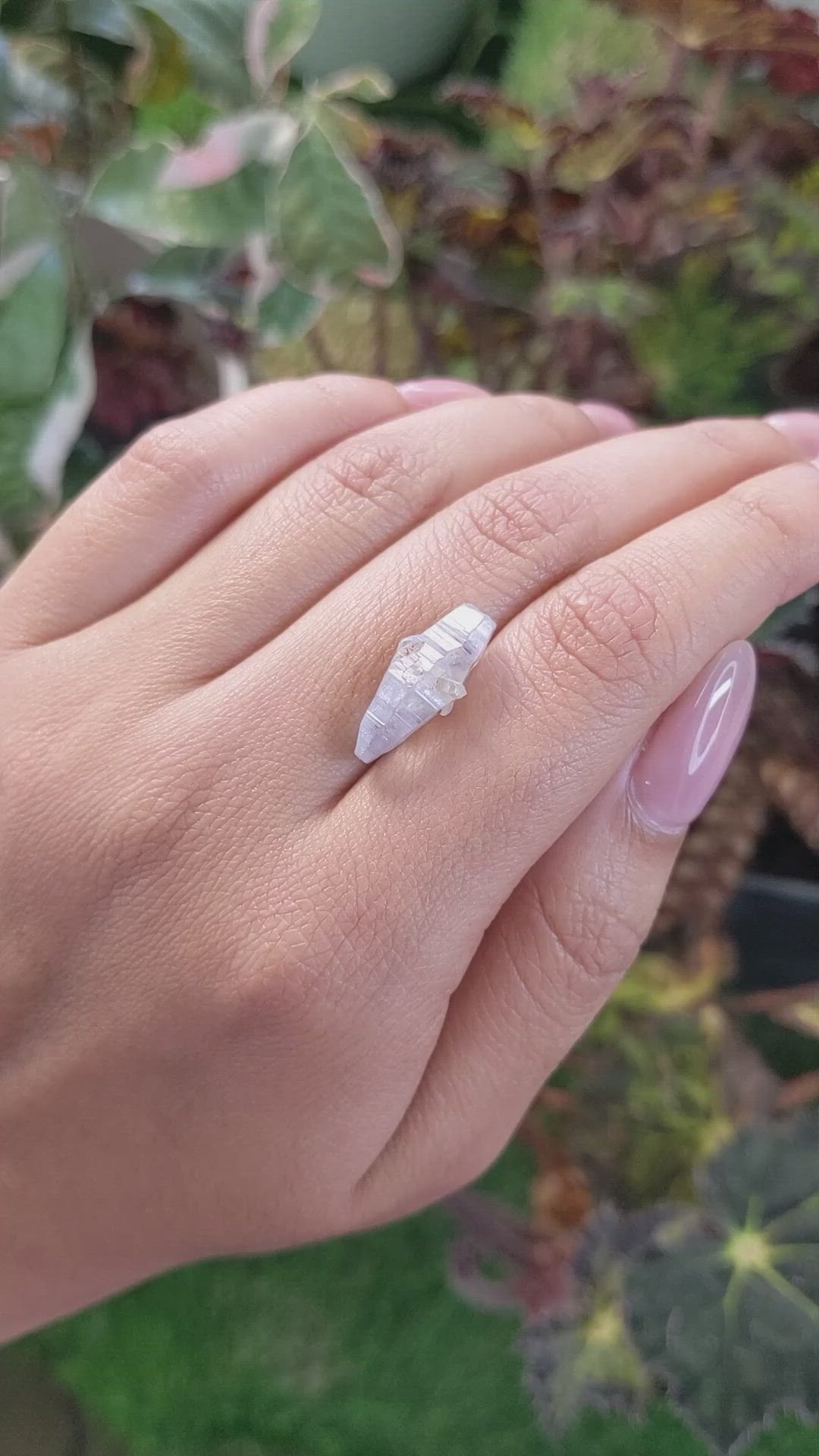 11.02 Ct. Grey Sapphire Crystal from Ceylon (Sri Lanka) Size Video