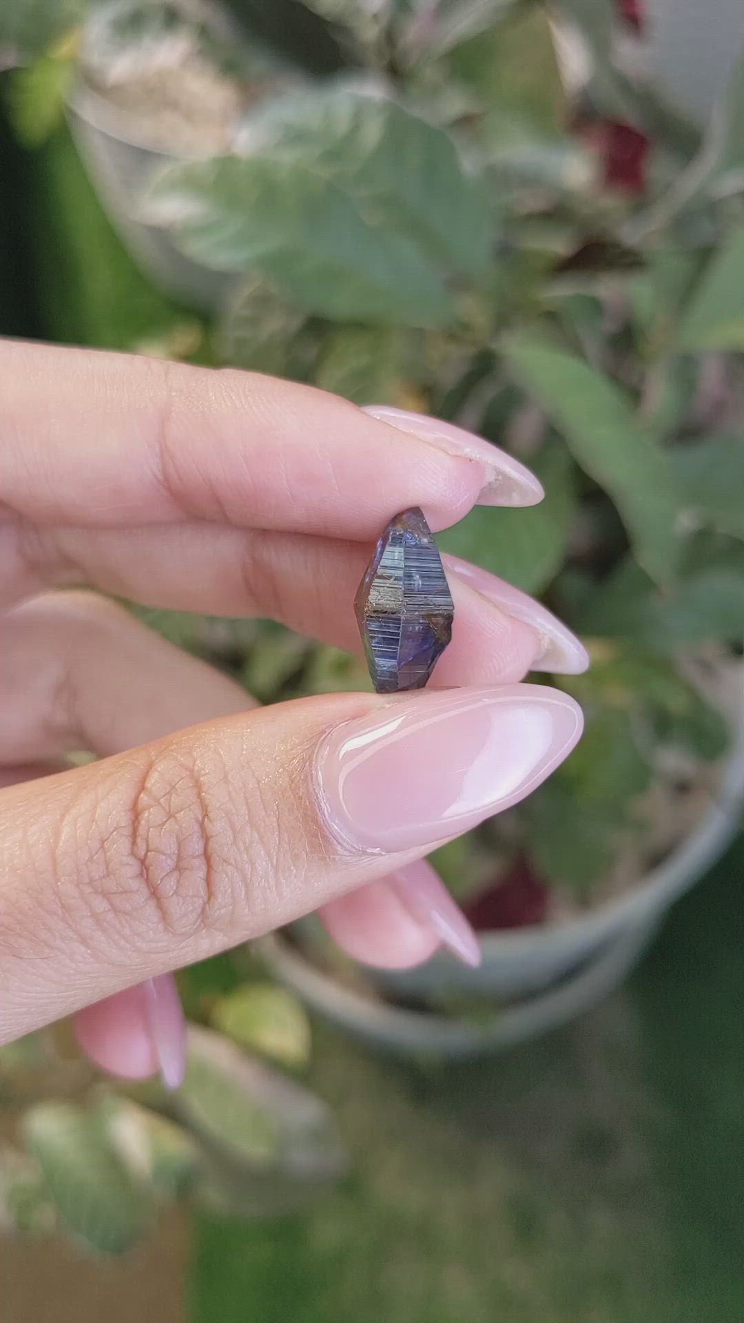 10.42 Ct. Blue Rough Sapphire Crystal from Ceylon (Sri Lanka) Size Video