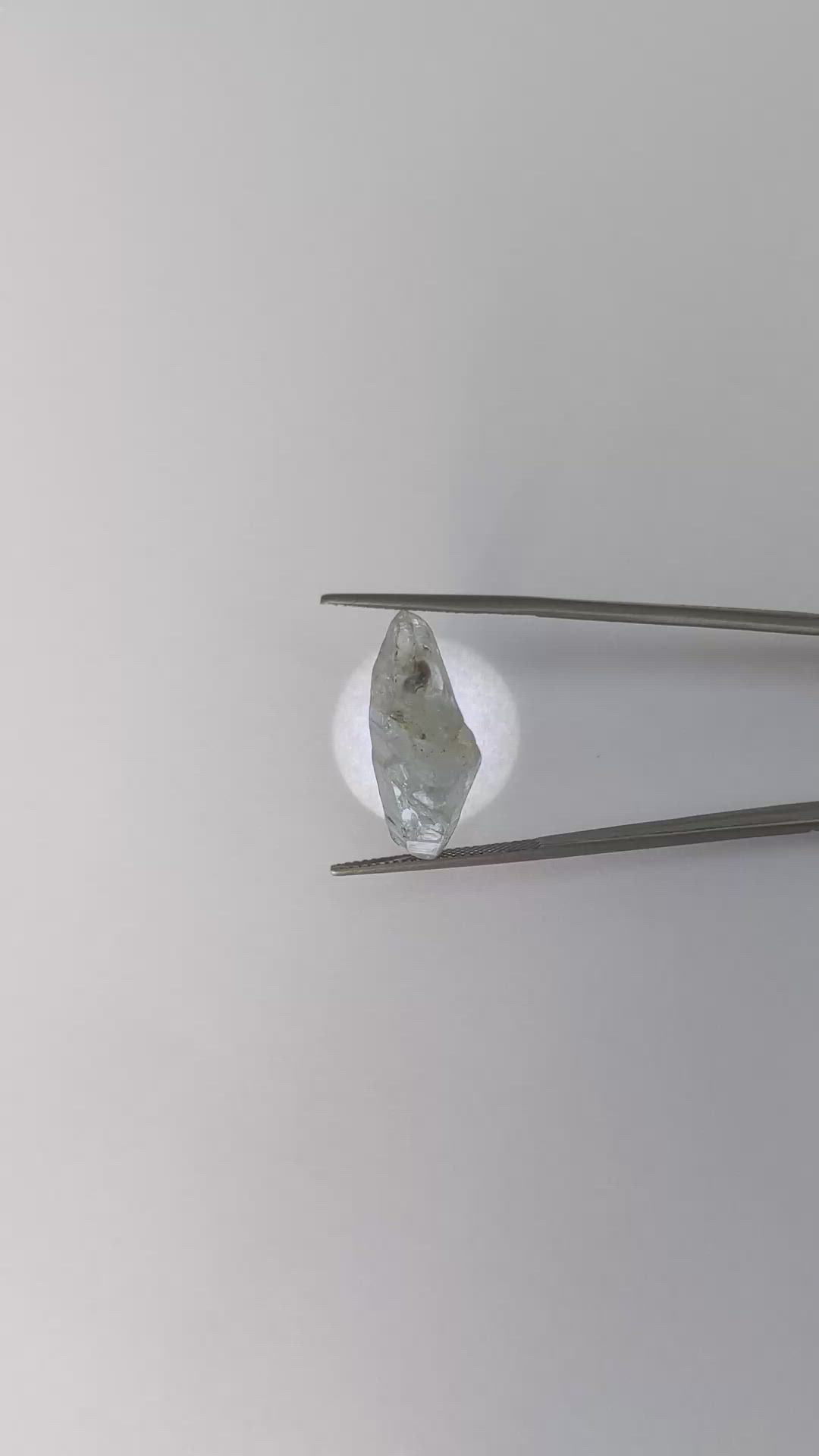 14.27 Ct. Grey Sapphire Crystal from Ceylon (Sri Lanka) Size Video