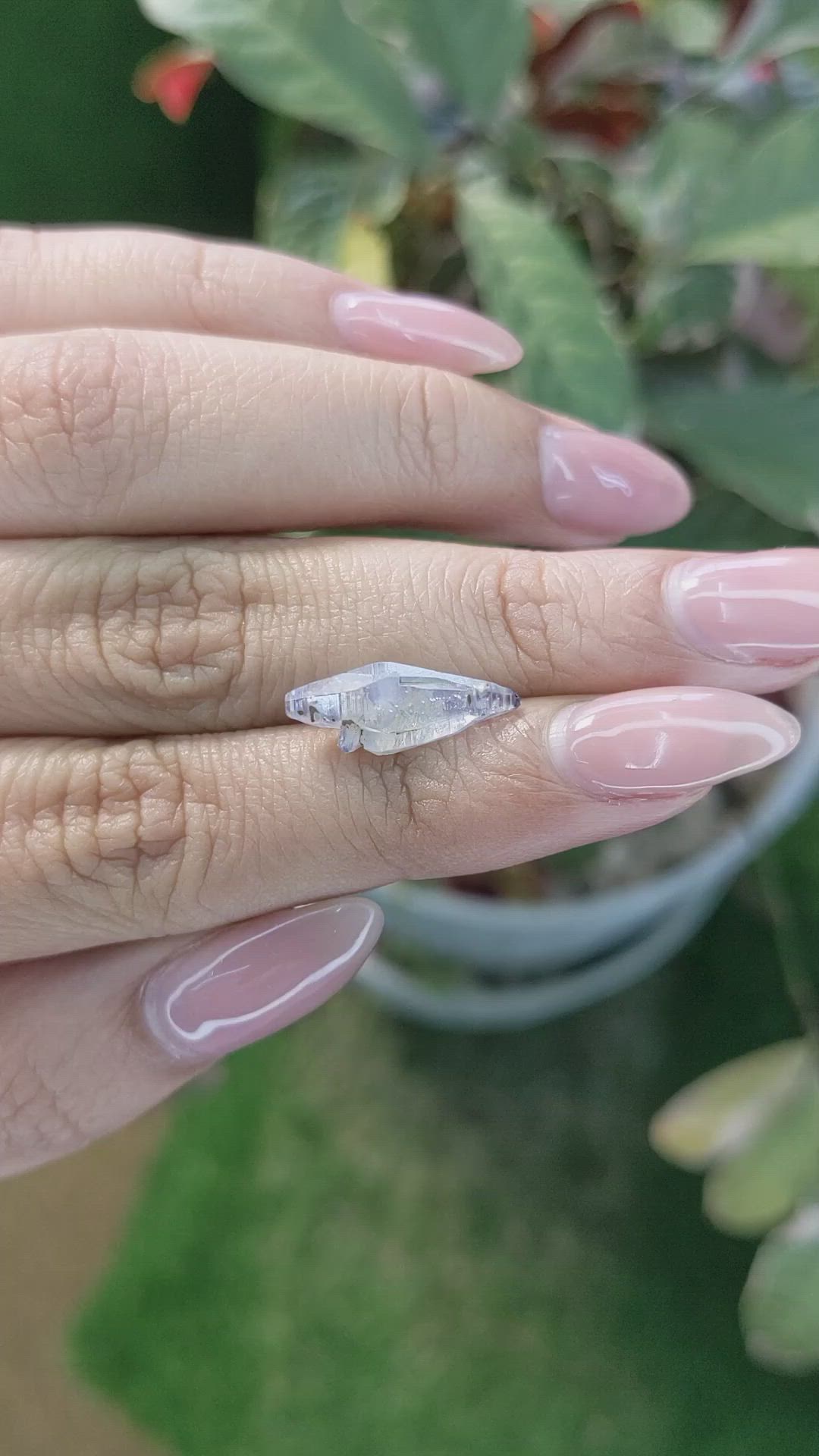 9.63 Ct. Blue Sapphire Crystal from Ceylon (Sri Lanka) Size Video