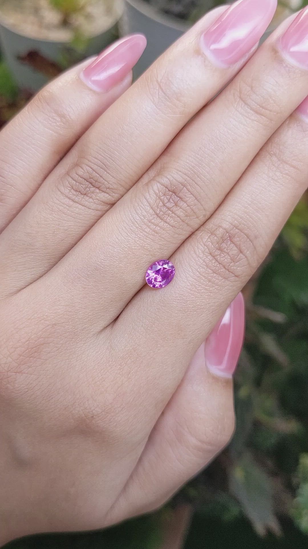 0.94 Ct. Pinkish Purple Sapphire from Ceylon (Sri Lanka) Size Video