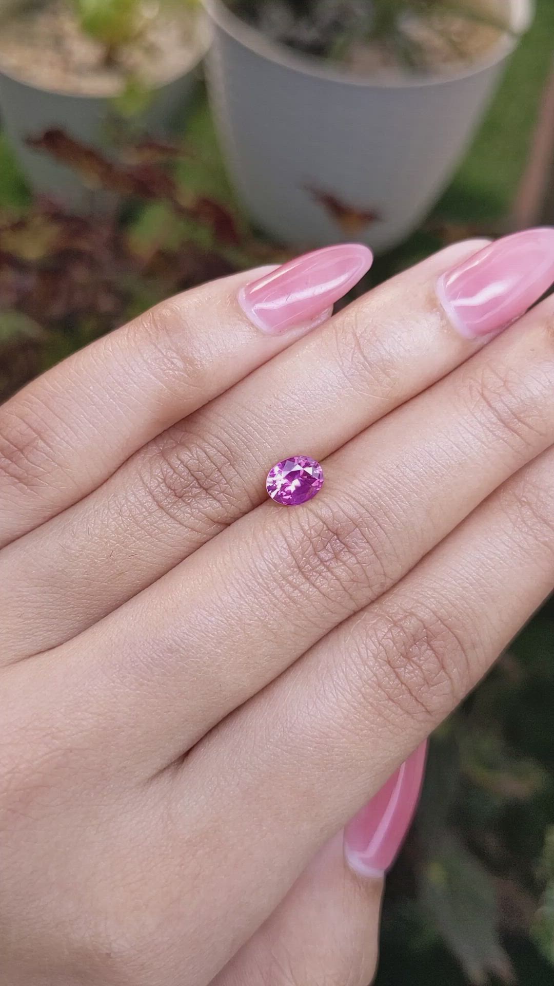 0.94 Ct. Pinkish Purple Sapphire from Ceylon (Sri Lanka) Size Video
