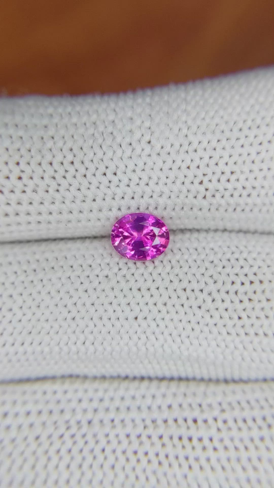 0.94 Ct. Pinkish Purple Sapphire from Ceylon (Sri Lanka) Size Video