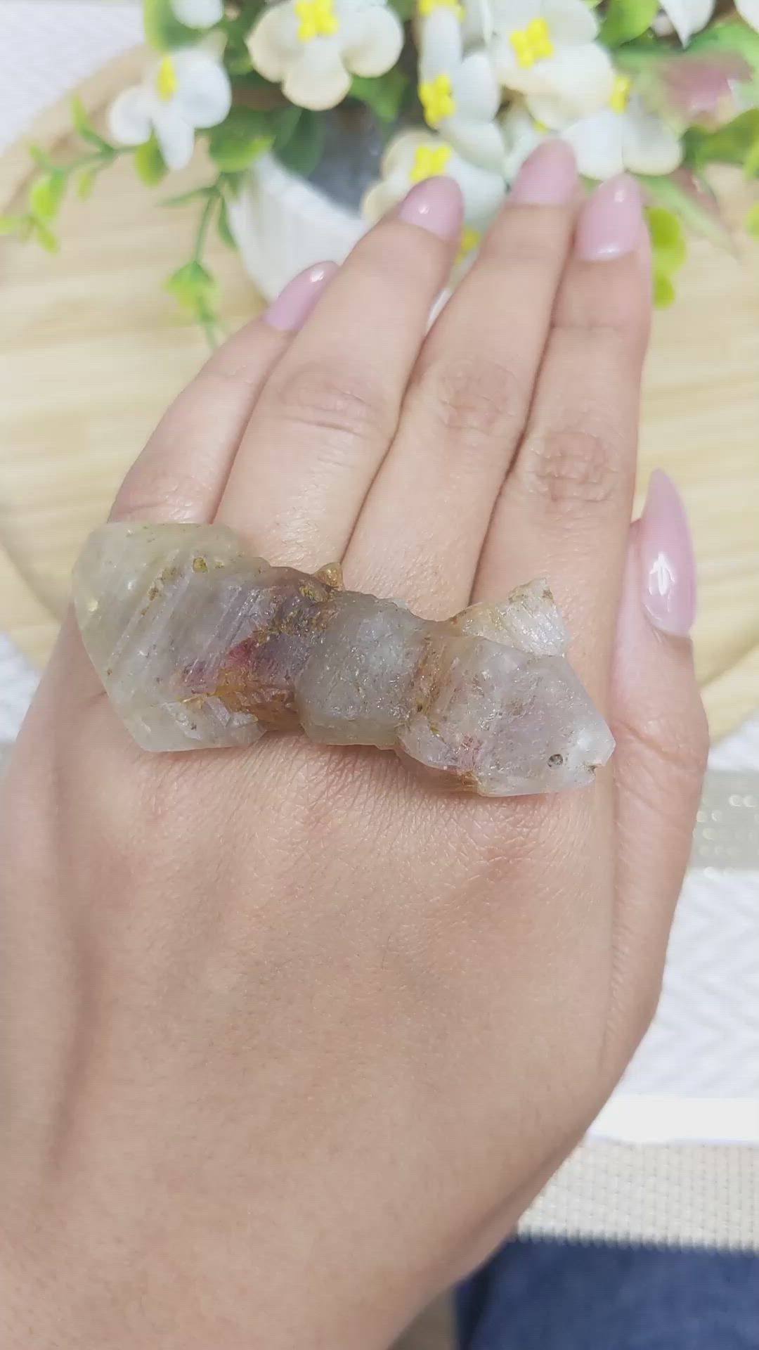 153.27 Ct. Bi Color Rough Sapphire Crystal from Ceylon (Sri Lanka) Size Video