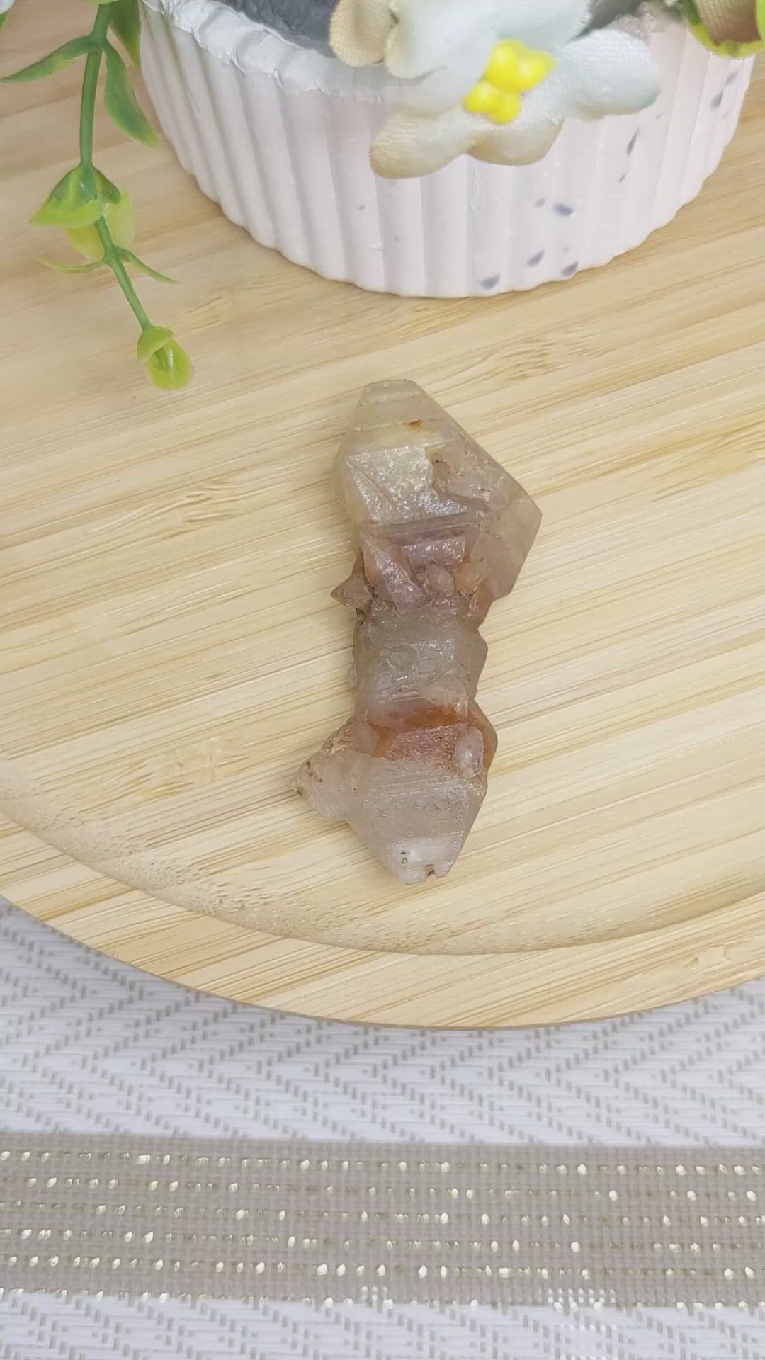 153.27 Ct. Bi Color Rough Sapphire Crystal from Ceylon (Sri Lanka) Size Video