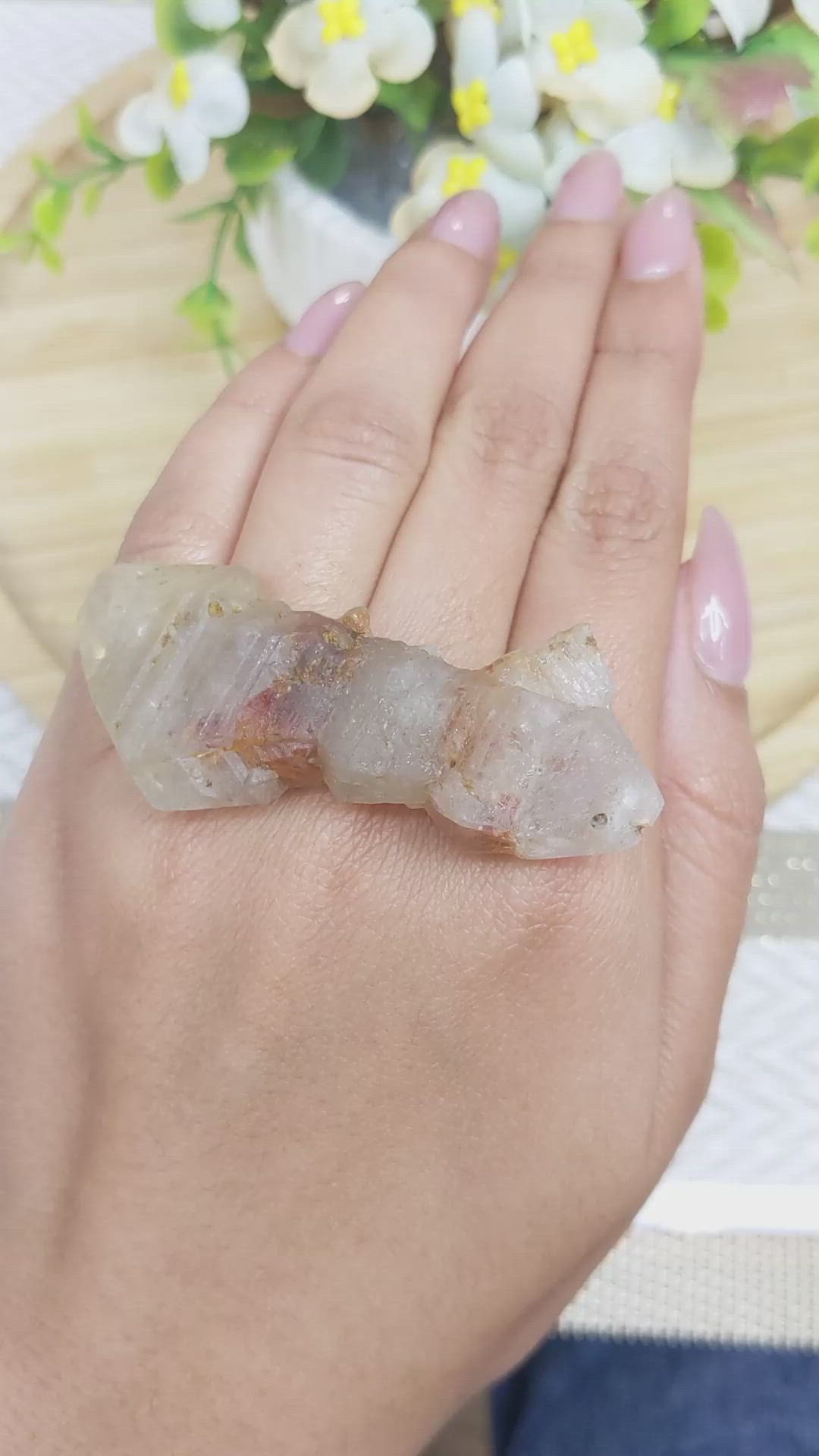 153.27 Ct. Bi Color Rough Sapphire Crystal from Ceylon (Sri Lanka) Size Video