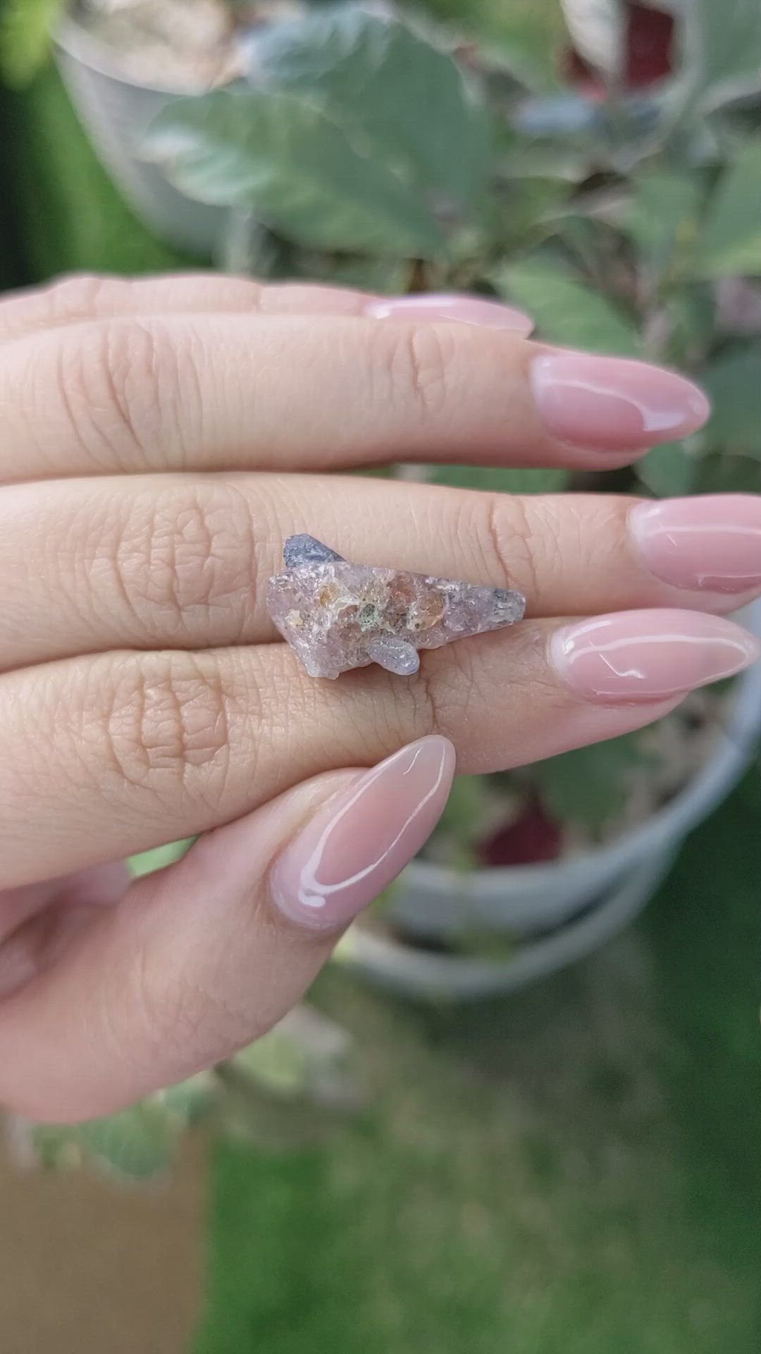 14.10 Ct. Bi Color Rough Sapphire Crystal from Ceylon (Sri Lanka) Size Video