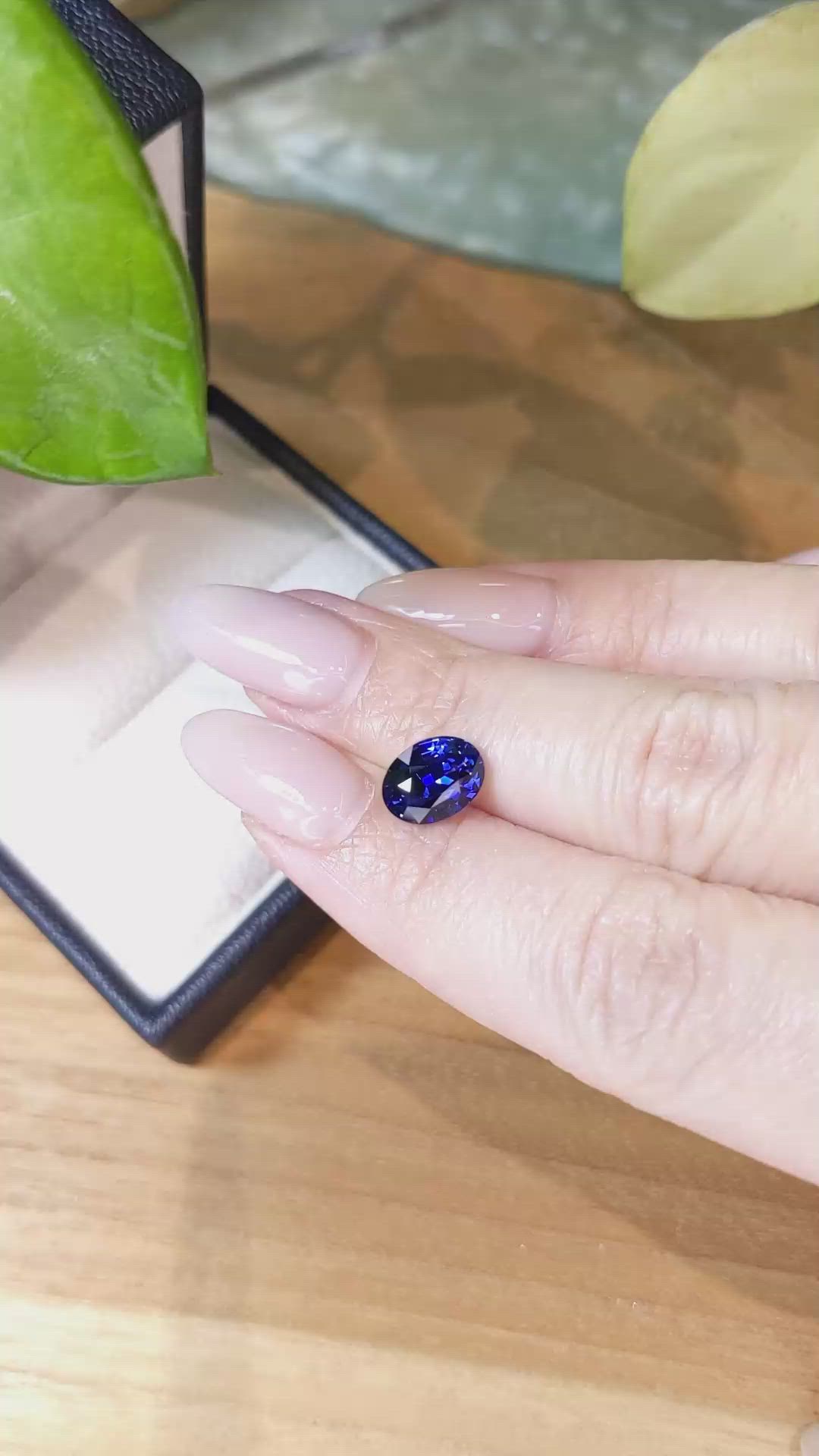 3.00 Ct. Blue Sapphire from Ceylon (Sri Lanka) Size Video