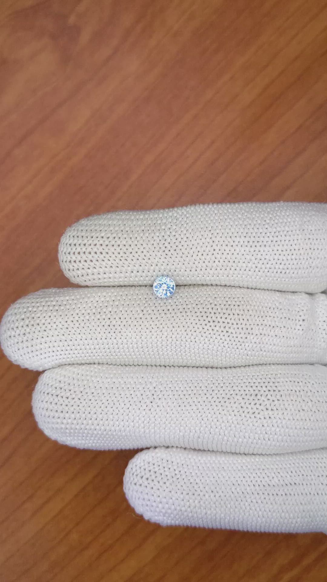 0.56 Ct. Blue Sapphire from Ceylon (Sri Lanka) Size Video