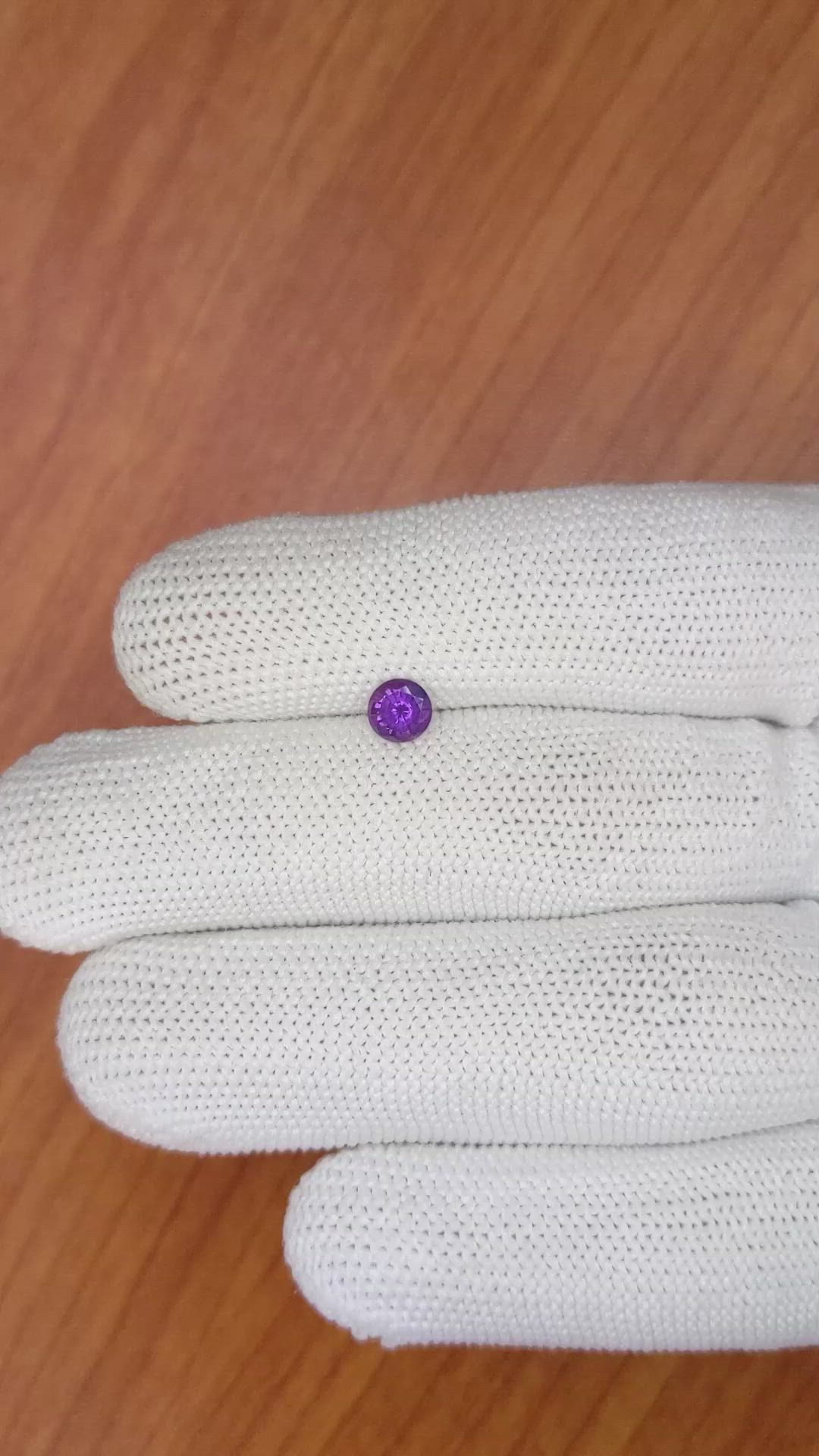 0.59 Ct. Pinkish Purple Sapphire from Ceylon (Sri Lanka) Size Video