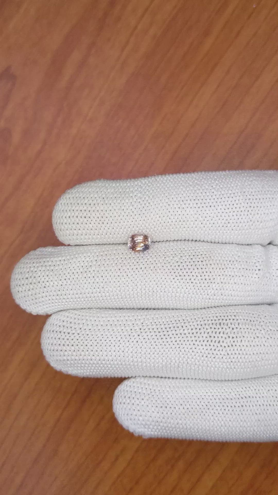 0.73 Ct. Bi Color / Parti Sapphire from Ceylon (Sri Lanka) Size Video