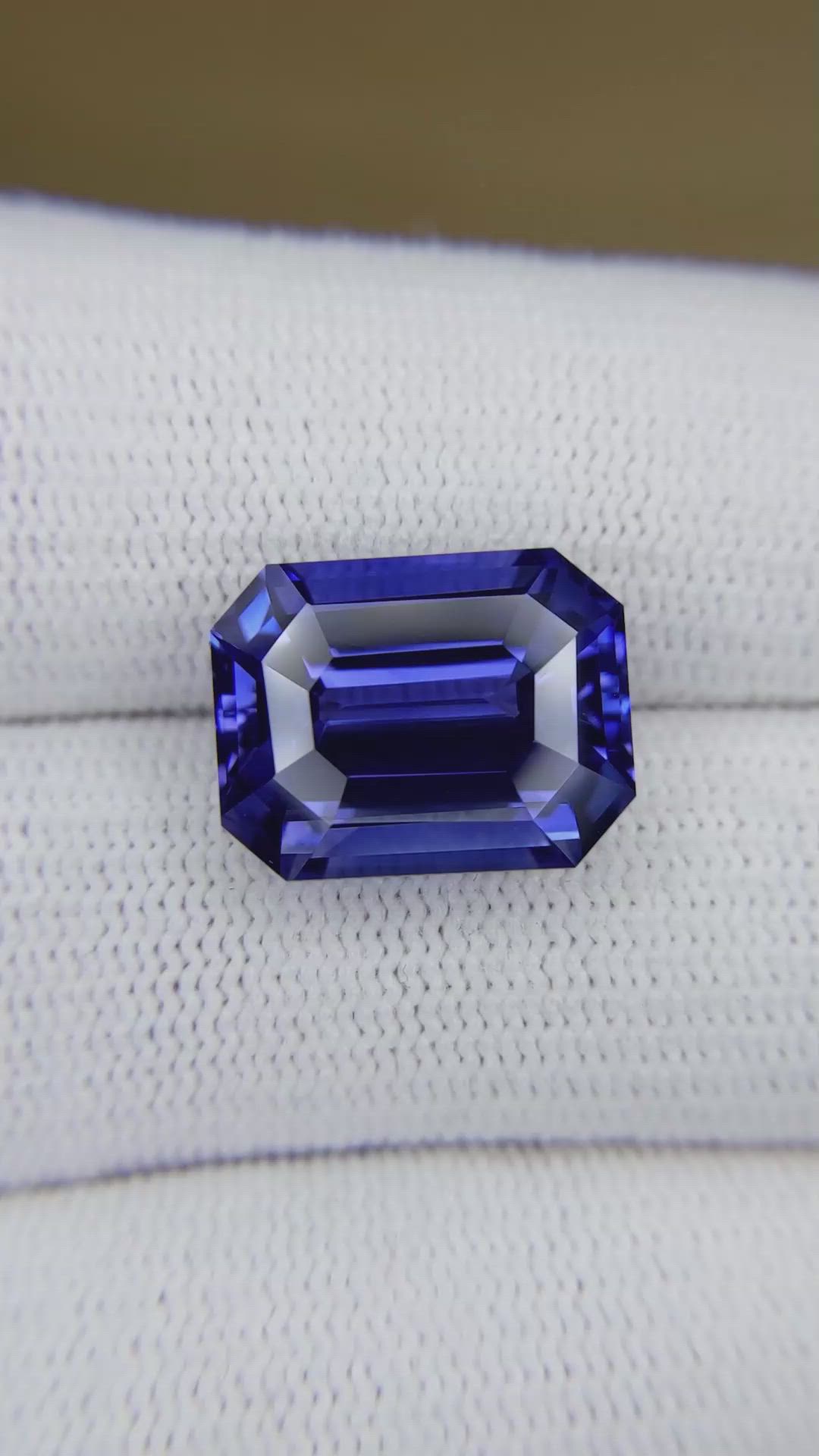 12.18 Ct. Blue Sapphire from Ceylon (Sri Lanka) Size Video