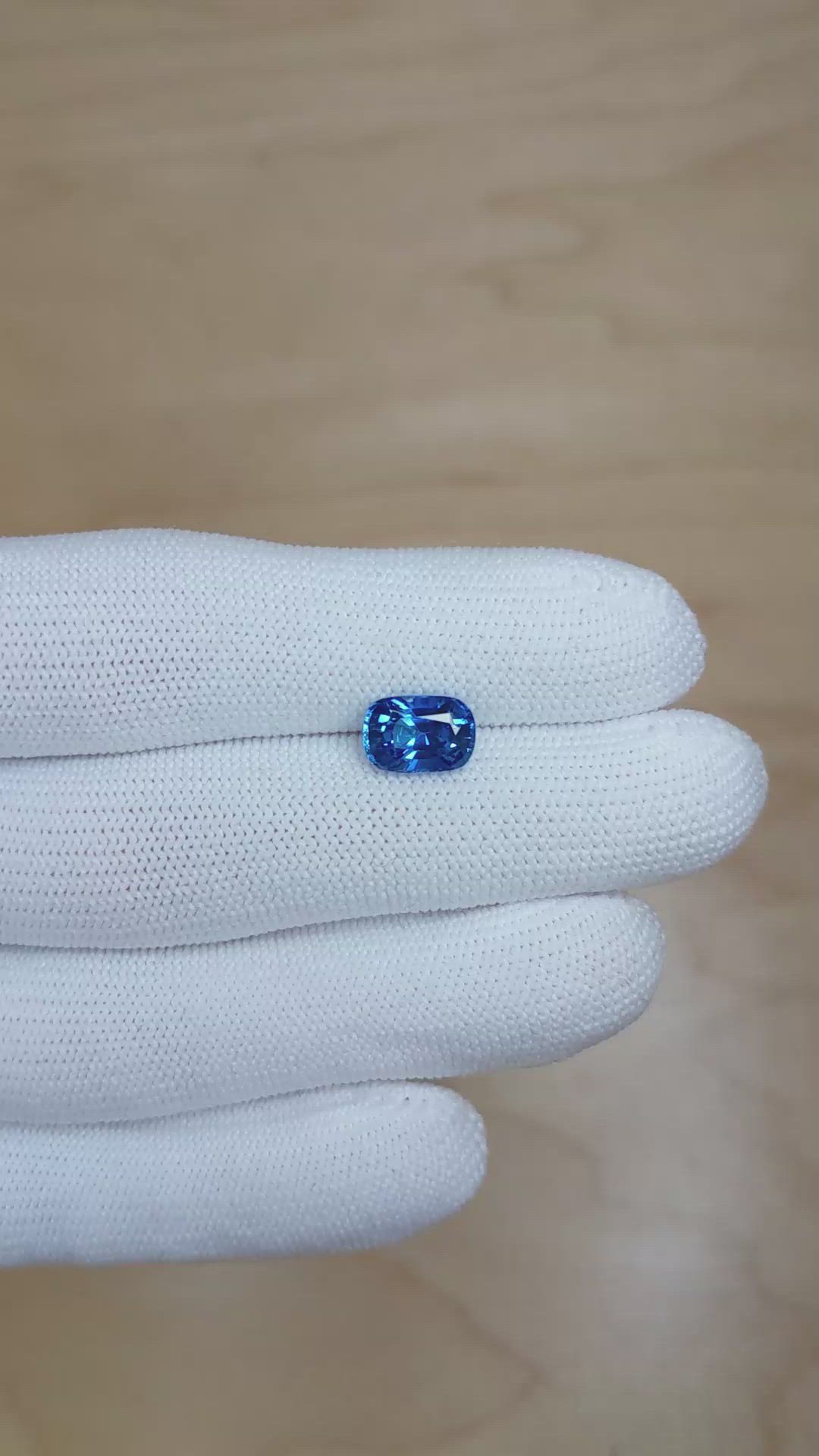 3.02 Ct. Blue Sapphire from Ceylon (Sri Lanka) Size Video