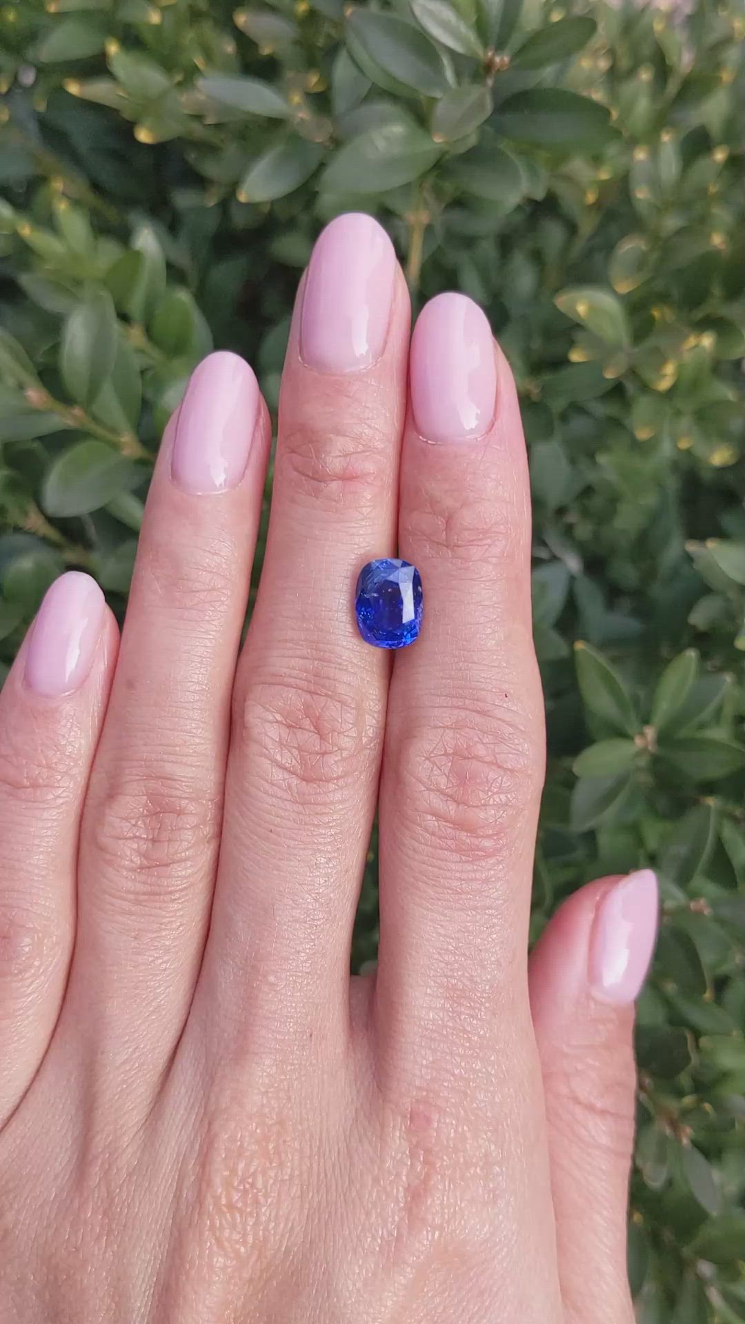 3.54 Ct. Blue Sapphire from Ceylon (Sri Lanka) Size Video