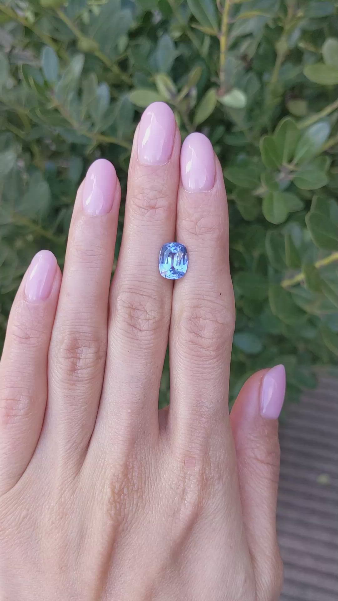 3.25 Ct. Blue Sapphire from Ceylon (Sri Lanka) Size Video