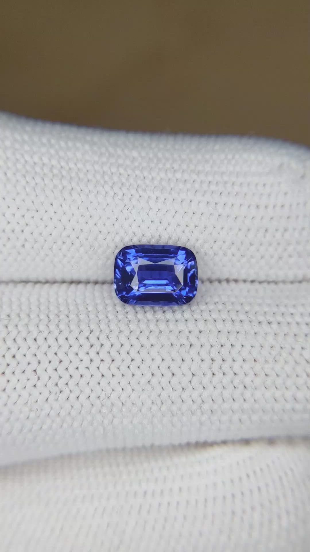2.09 Ct. Blue Sapphire from Ceylon (Sri Lanka) Size Video