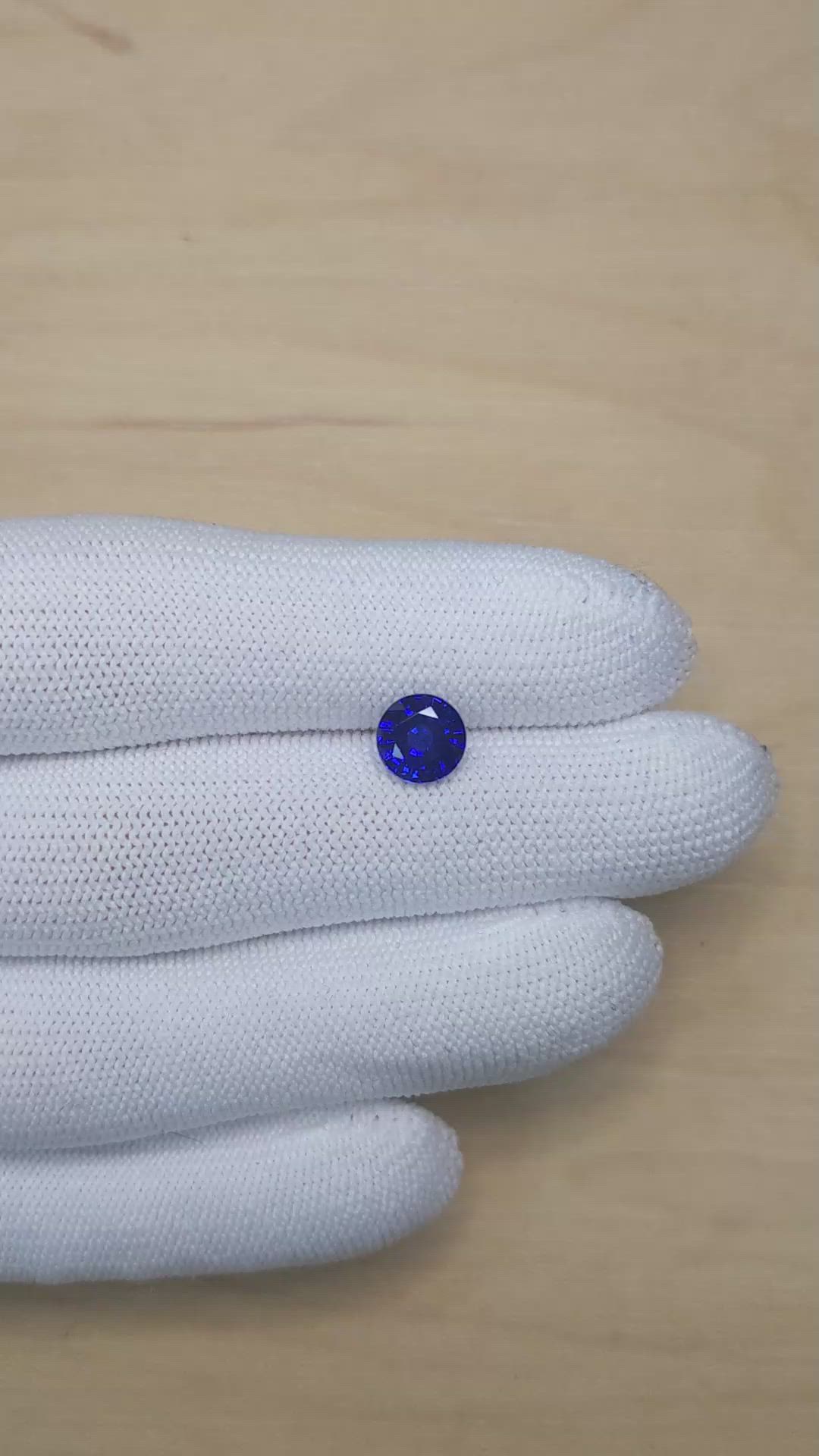 1.93 Ct. Blue Sapphire from Ceylon (Sri Lanka) Size Video
