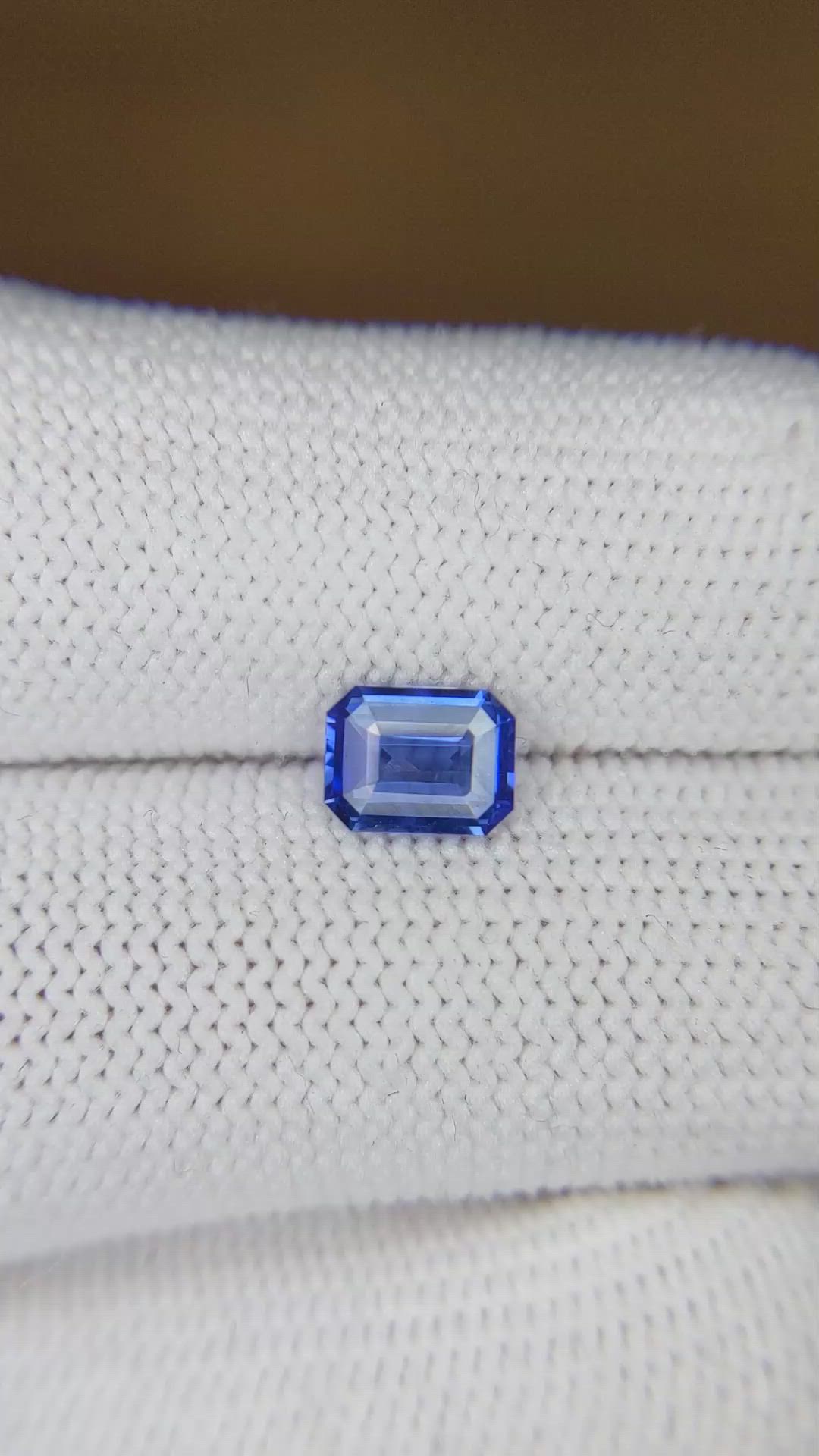 1.06 Ct. Blue Sapphire from Ceylon (Sri Lanka) Size Video