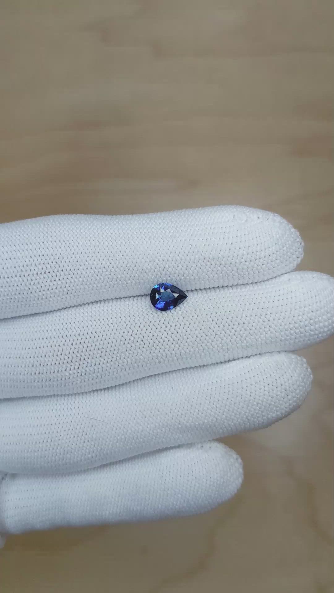 1.01 Ct. Blue Sapphire from Ceylon (Sri Lanka) Size Video