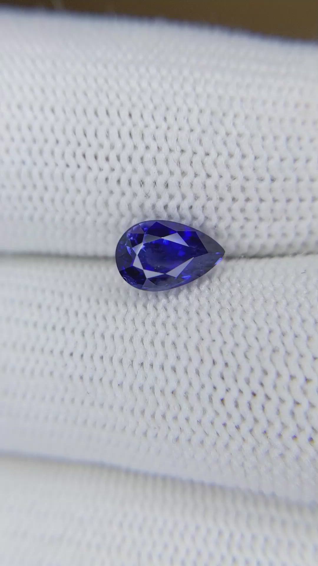 1.82 Ct. Blue Sapphire from Ceylon (Sri Lanka) Size Video