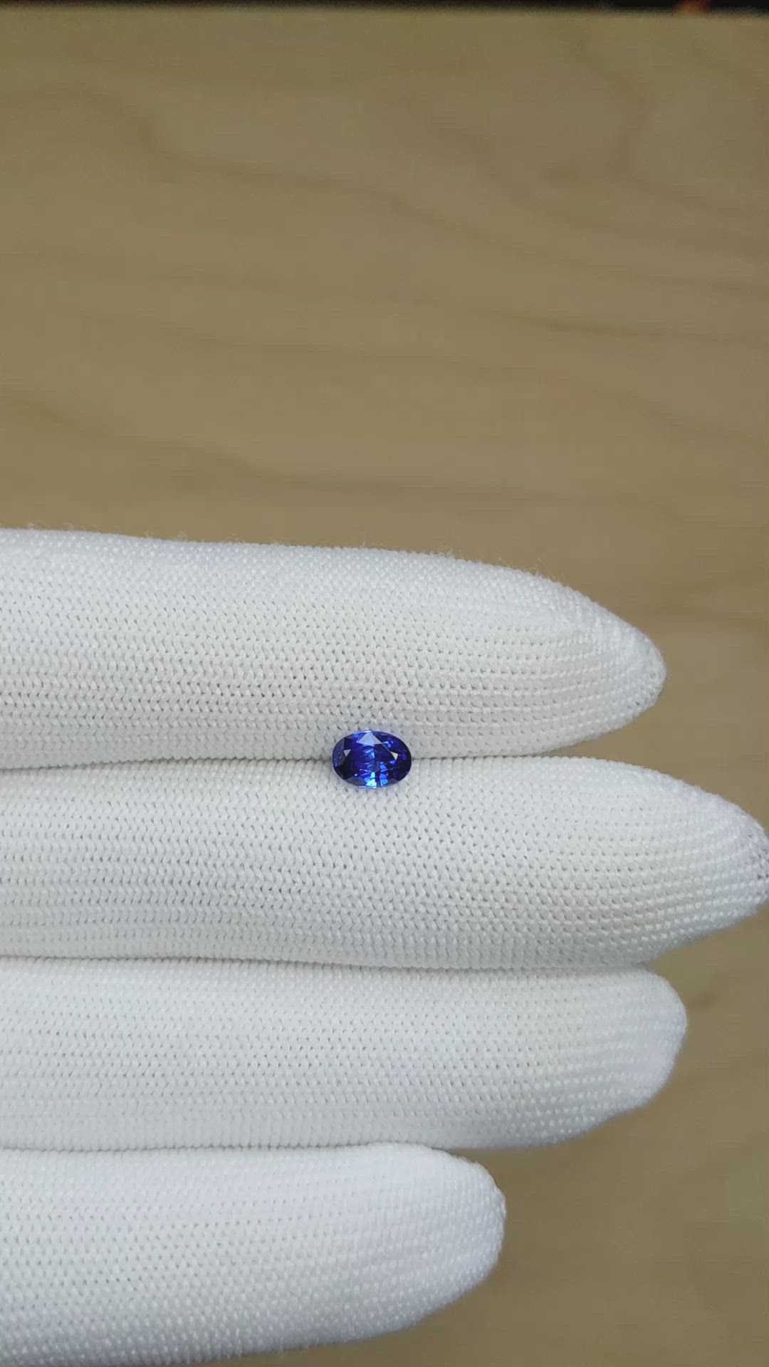 1.12 Ct. Blue Sapphire from Ceylon (Sri Lanka) Size Video