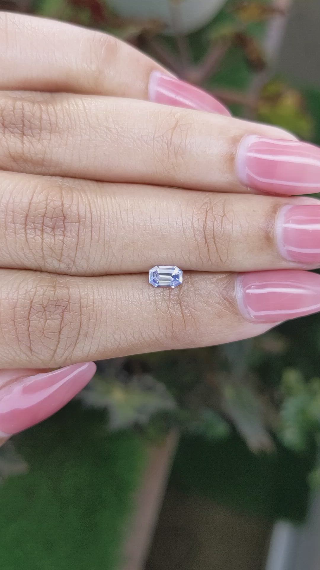 0.42 Ct. Bi Color Sapphire from Ceylon (Sri Lanka) Size Video