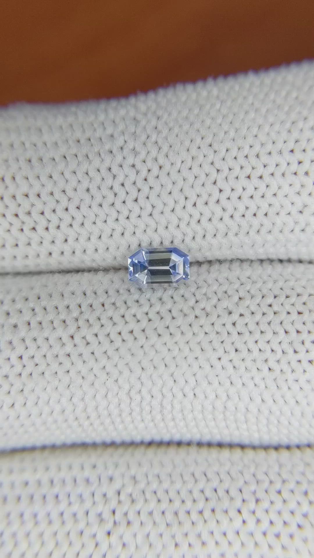 0.42 Ct. Bi Color Sapphire from Ceylon (Sri Lanka) Size Video