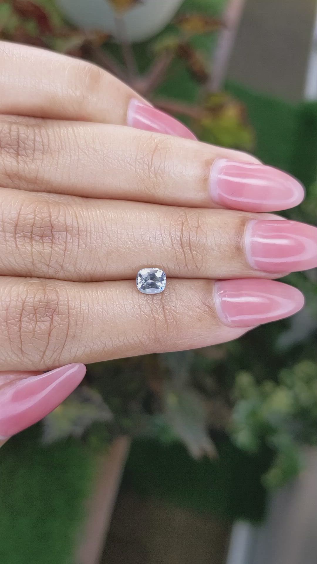 0.73 Ct. Bi Color / Parti Sapphire from Ceylon (Sri Lanka) Size Video