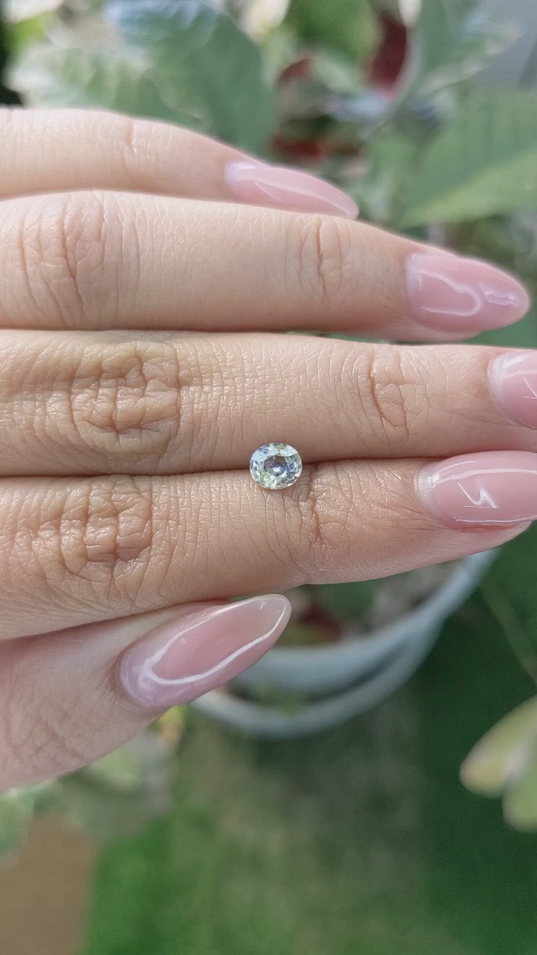 0.52 Ct. Bi Color / Parti Sapphire from Ceylon (Sri Lanka) Size Video