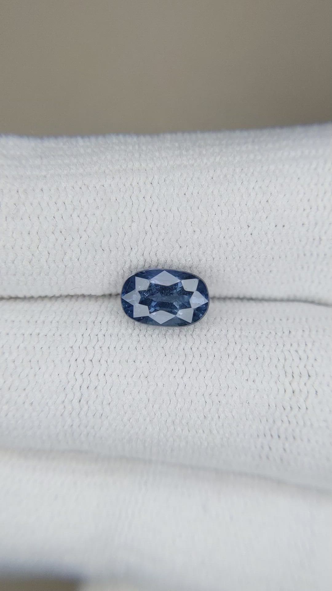 1.61 Ct. Greyish Blue Sapphire from Ceylon (Sri Lanka) Size Video