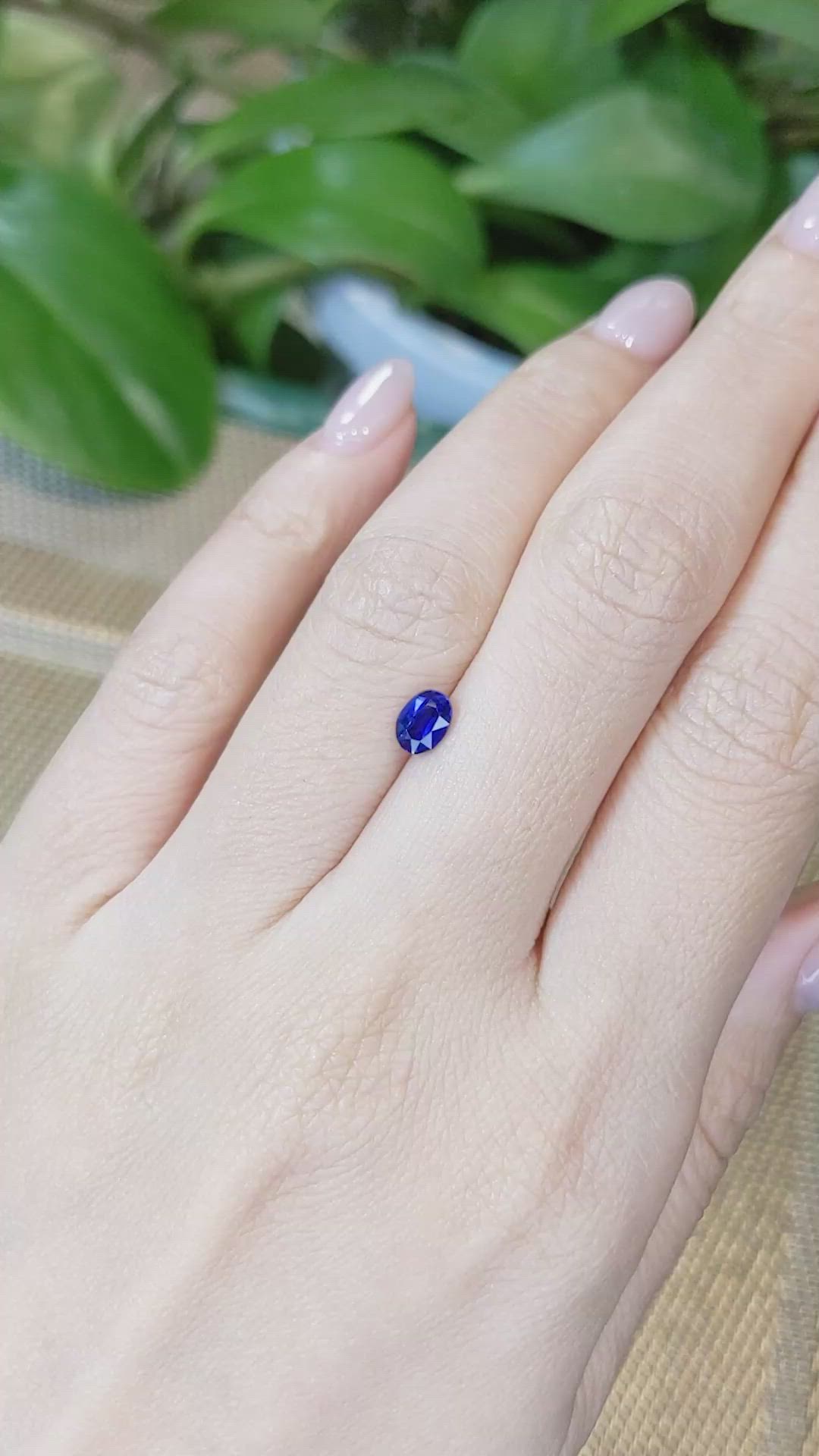 0.65 Ct. Blue Sapphire from Ceylon (Sri Lanka) Size Video